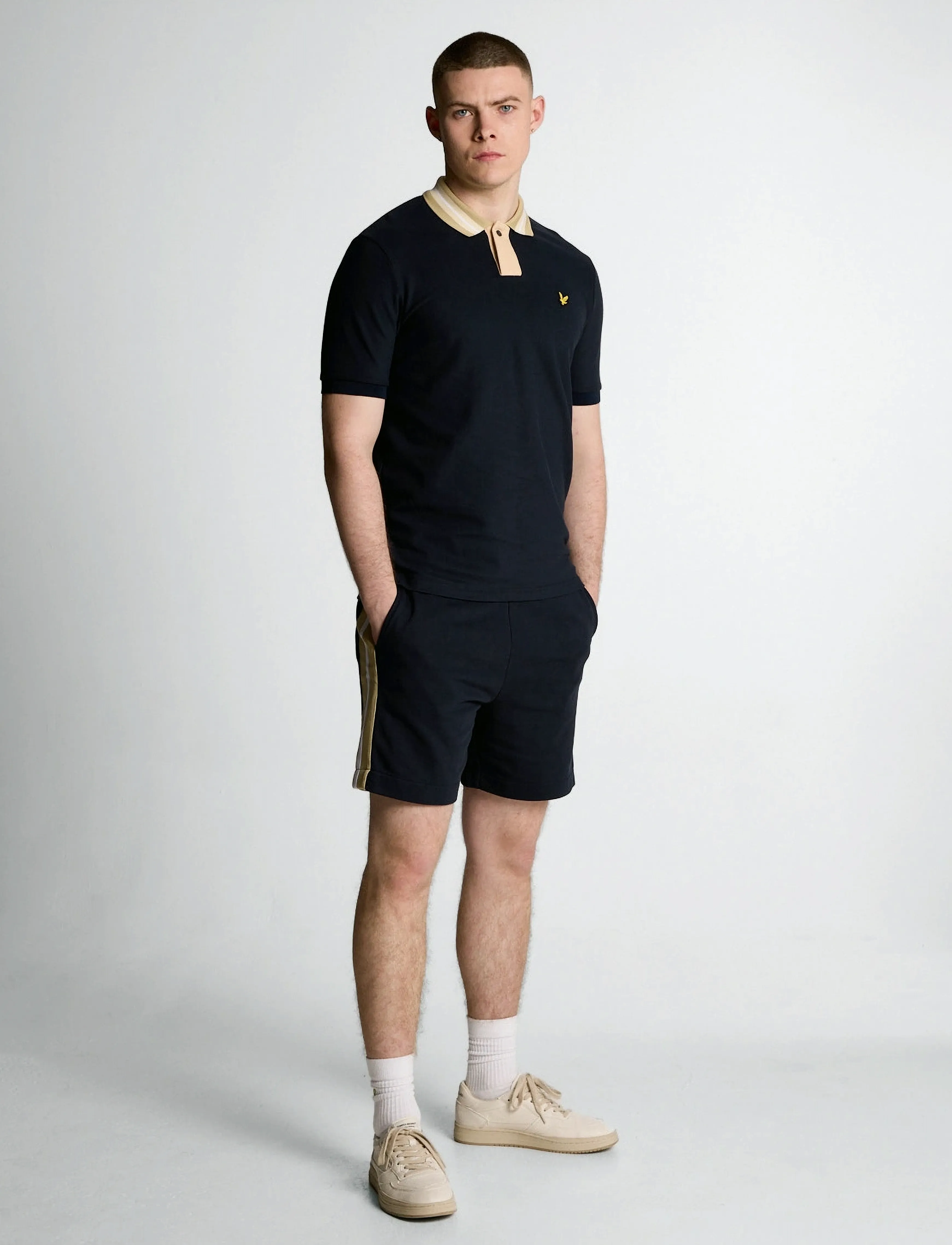 Lyle & Scott Contrast Taped Sweatshorts - Urlaubsfavoriten - Z271 DARK NAVY / navy
