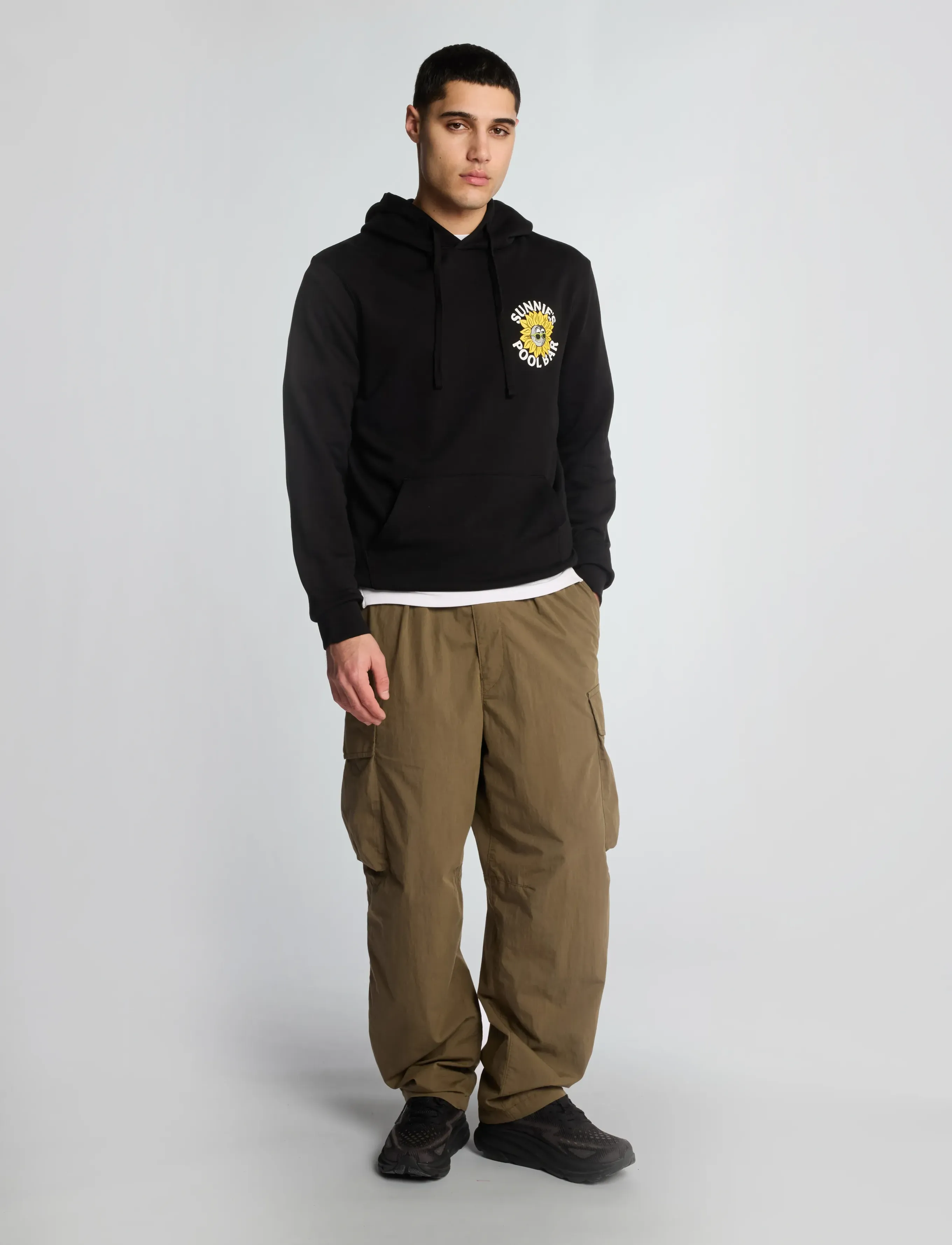 Lyle & Scott - Sunnies Pool Bar Graphic Pullover Hoodie - hoodies - z865 jet black - 3