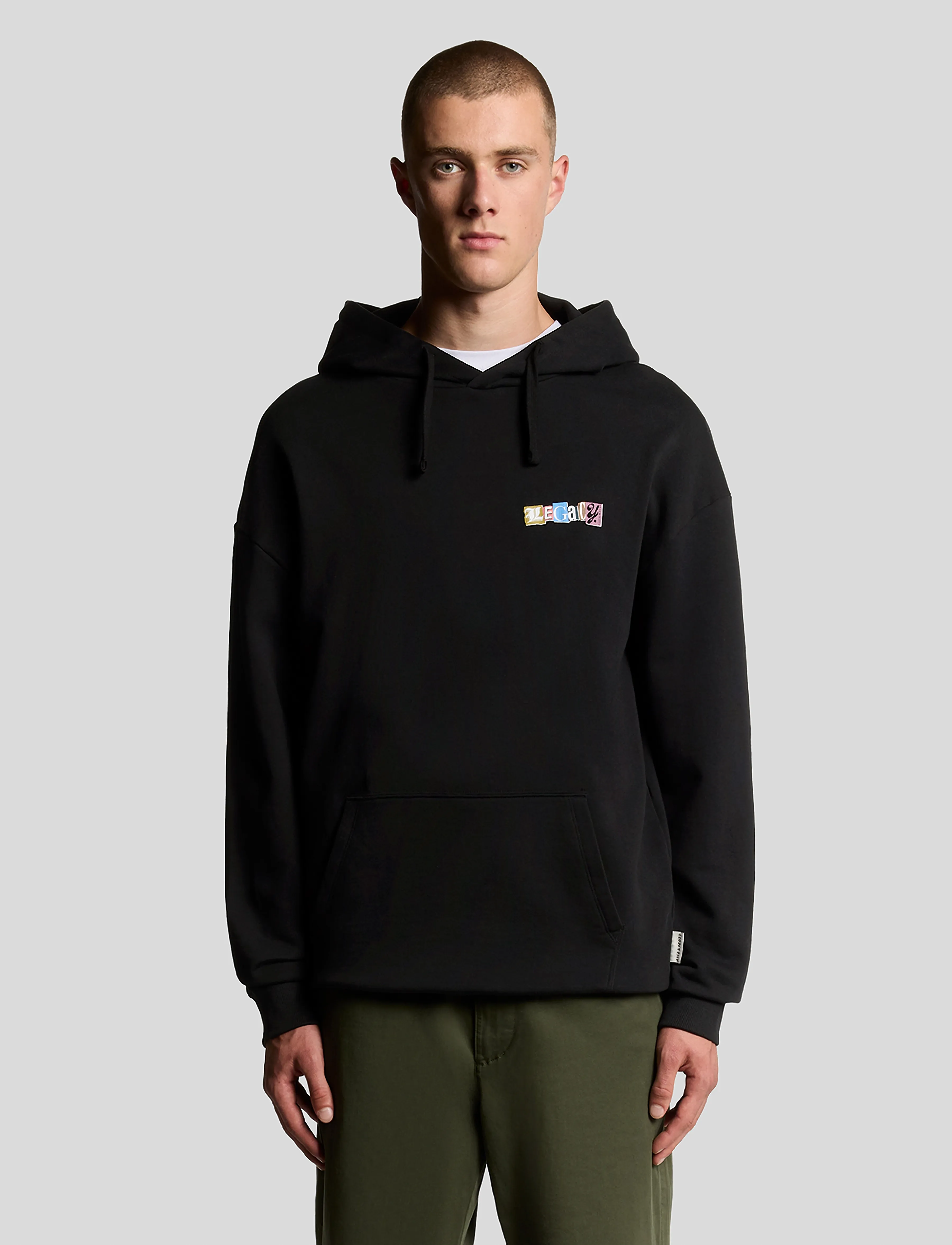 Lyle & Scott Paper Letters Graphic Hoodie - Uus - Z865 JET BLACK / black