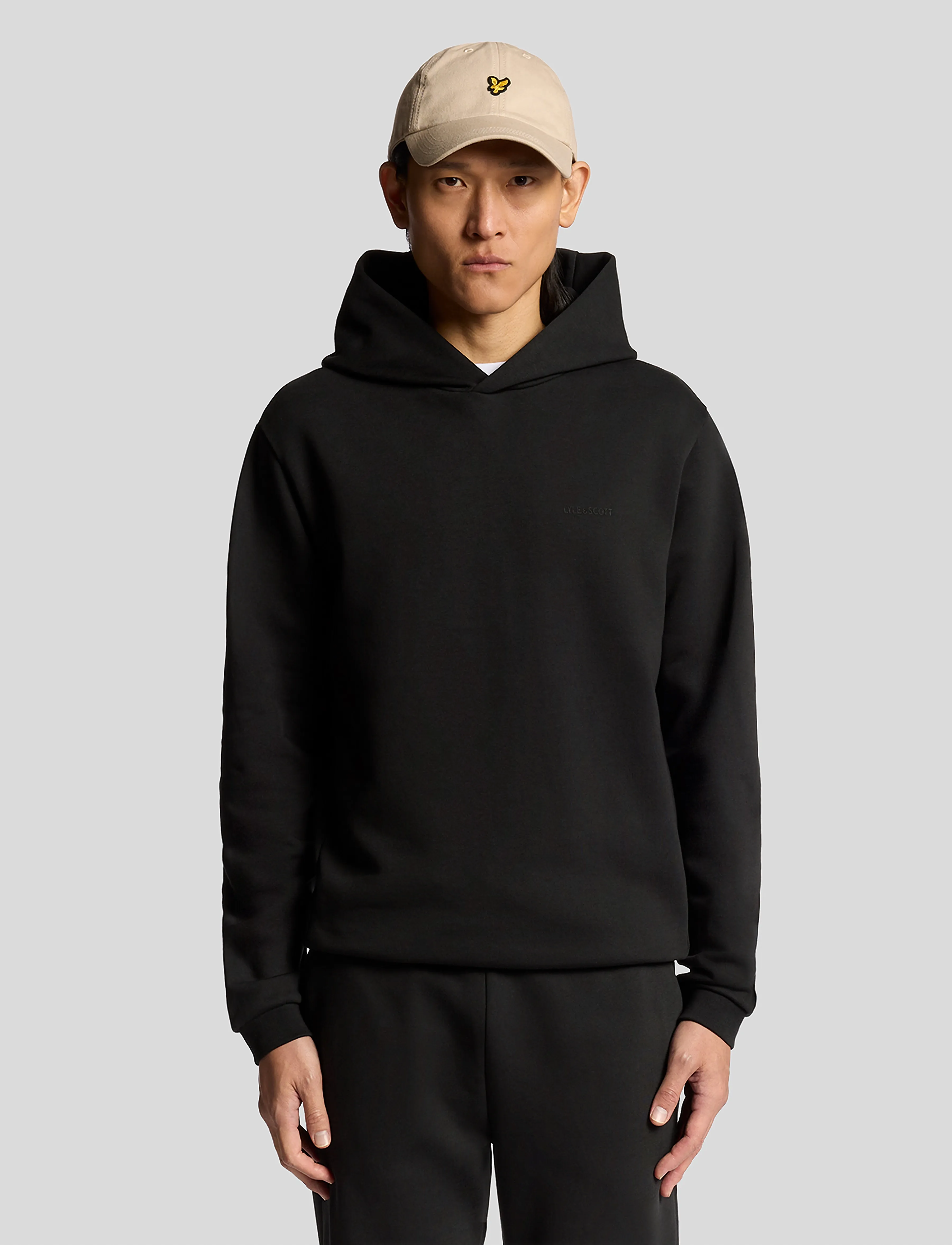 Lyle & Scott Logo Brushback Pullover Hoodie - Kleidung - Z865 JET BLACK / black