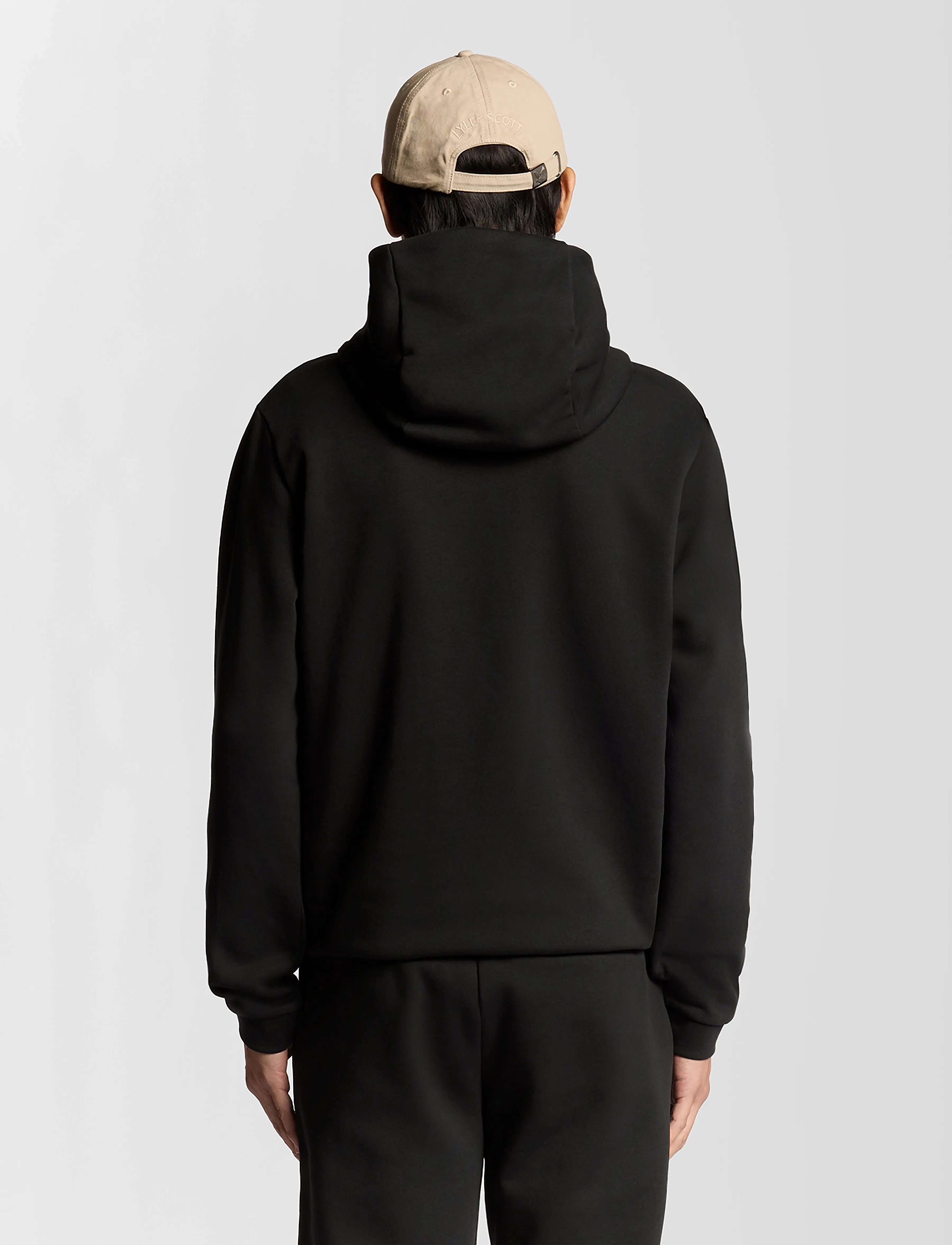 Lyle & Scott - Logo Brushback Pullover Hoodie - sweatshirts - z865 jet black - 3