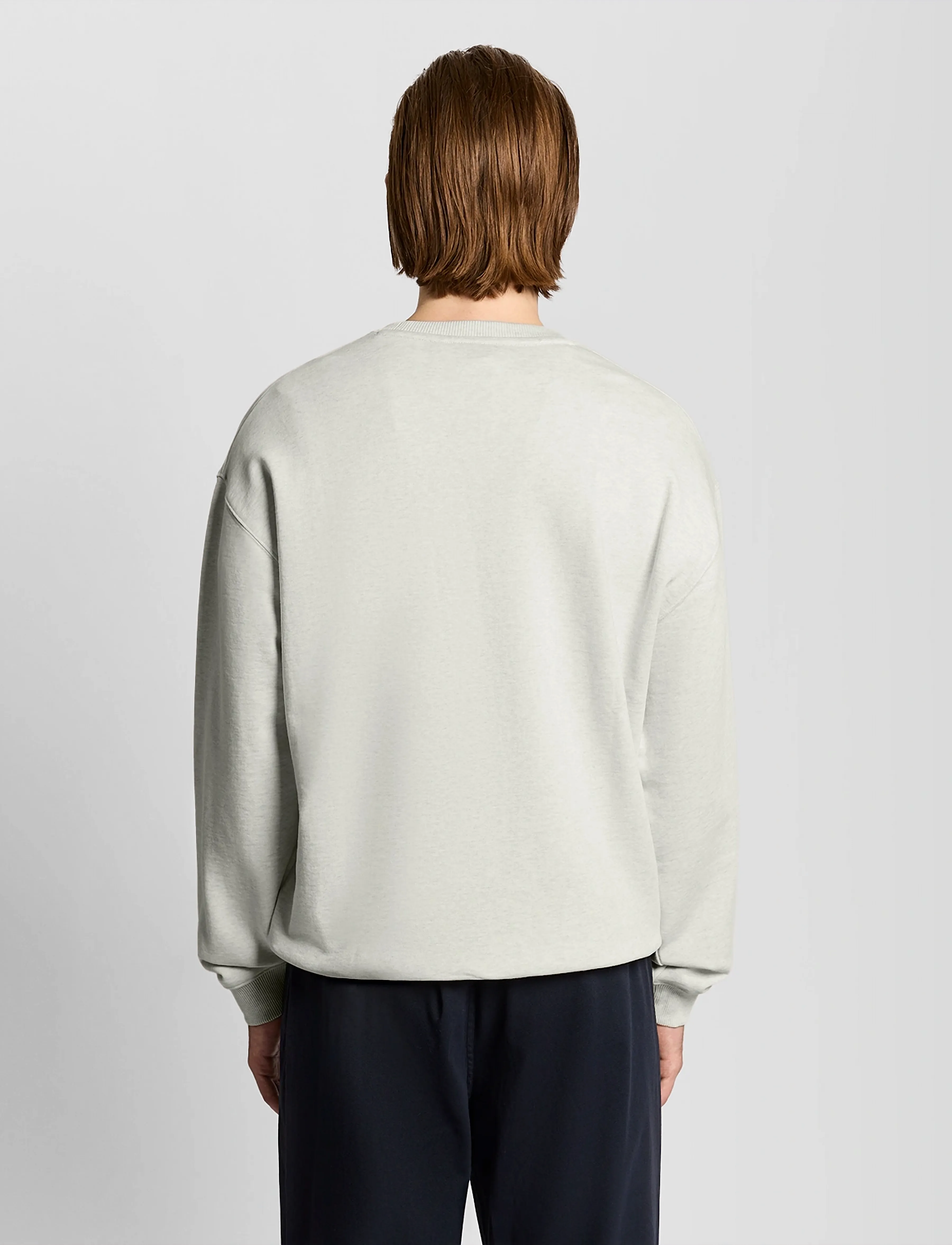 Lyle & Scott - Script Heavyweight Loopback Crew Neck Sweatshirt - sweatshirts - y147 ice cream marl - 3