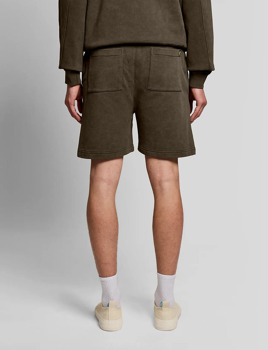 Lyle & Scott - Heavy Laundered Sweatshort - sweatshorts - y118 soft black - 3
