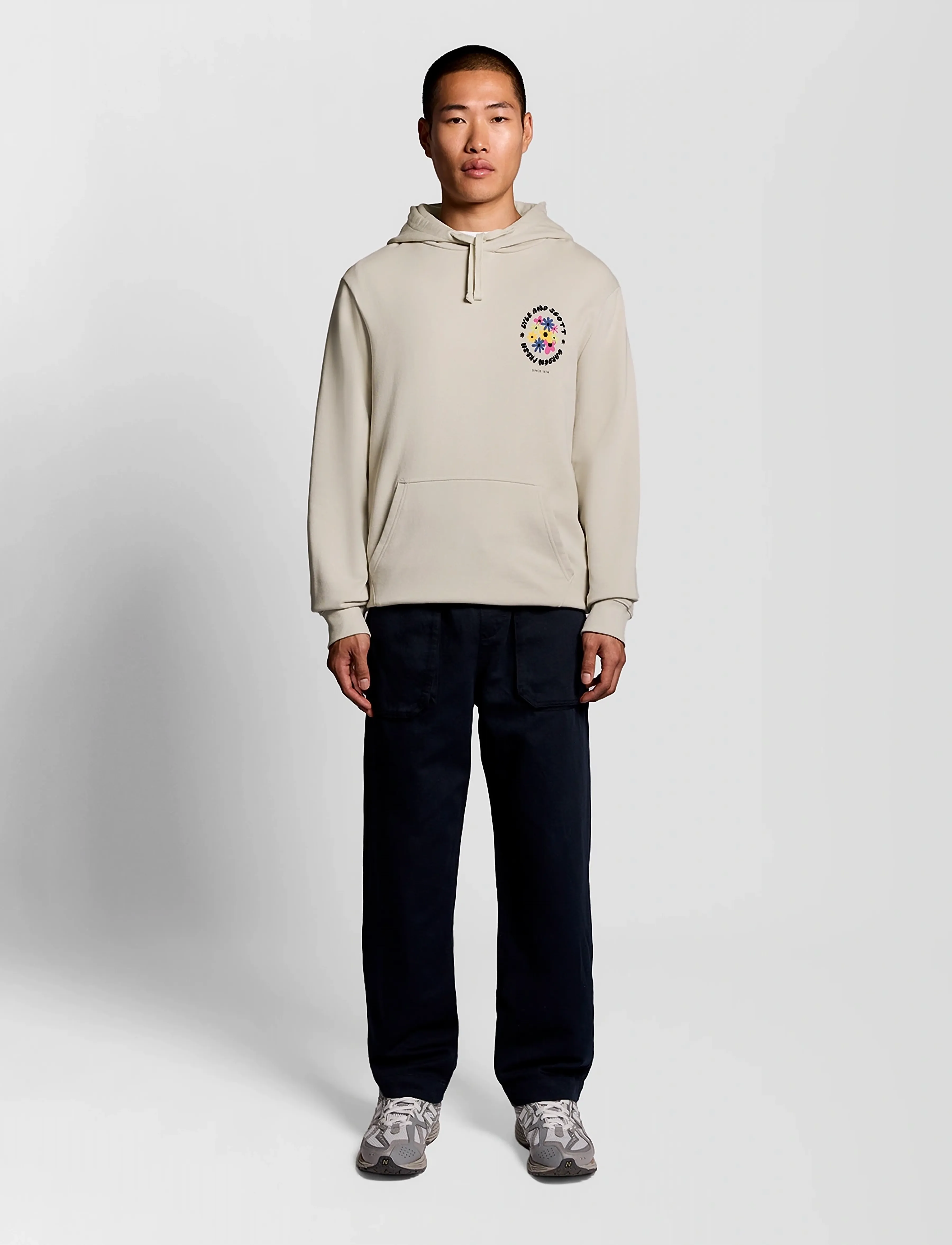 Lyle & Scott - Nature Graphic Pullover Hoodie - sweatshirts - putty - 4