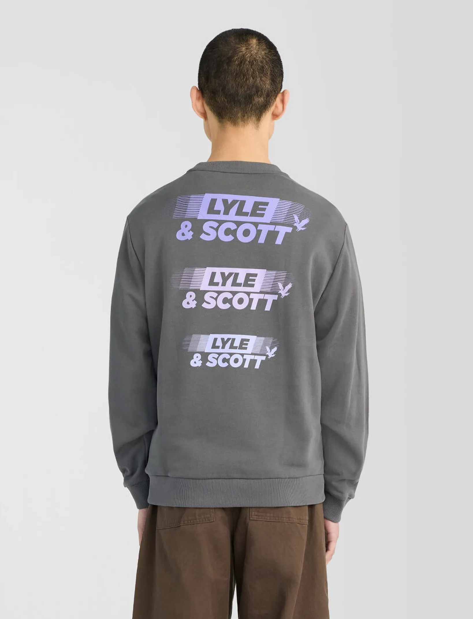 Lyle & Scott - Branded Repeat Graphic Sweatshirt - sweatshirts - gunmetal - 3