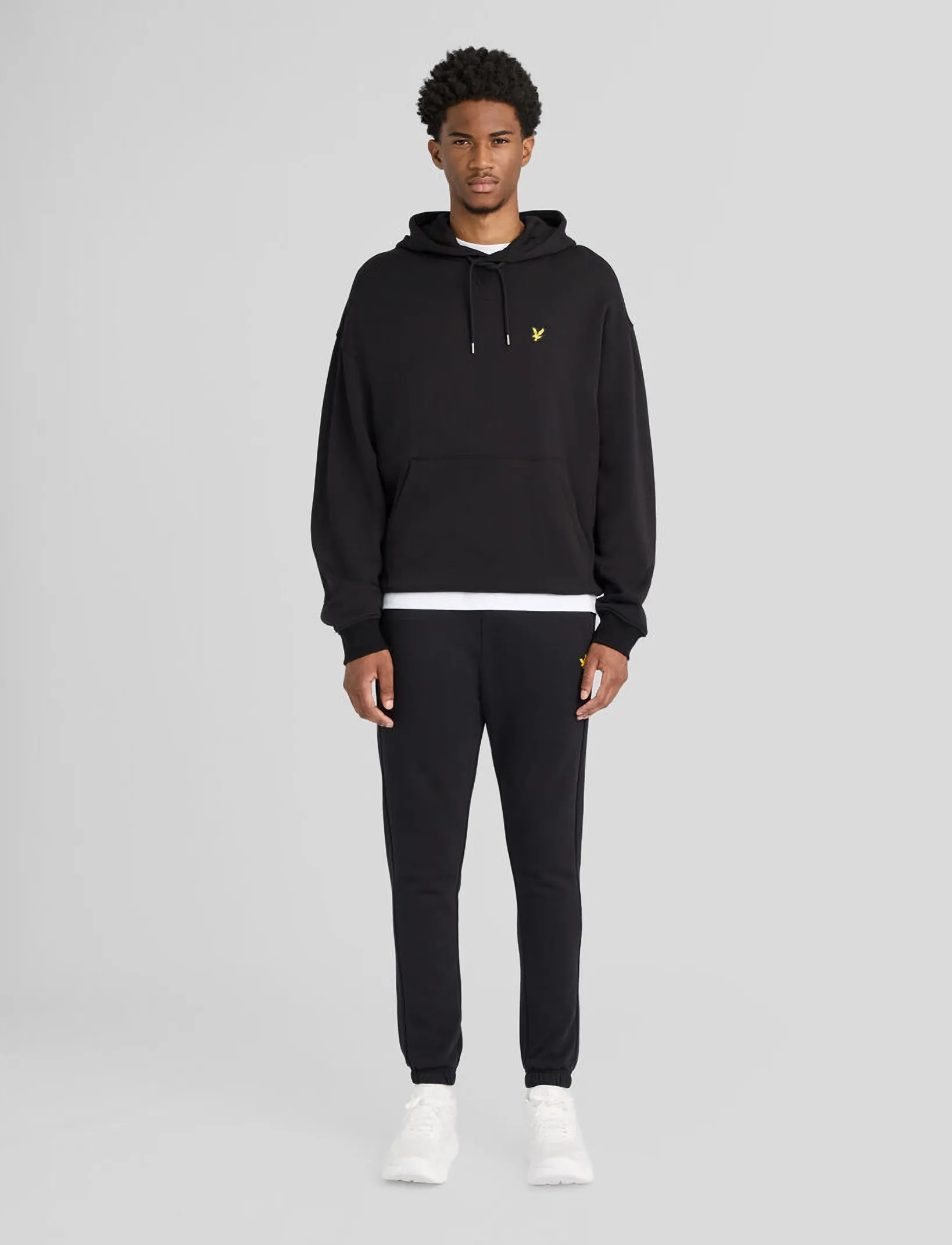 Lyle & Scott - Heavyweight Loopback Pullover Hoodie - hoodies - jet black - 4