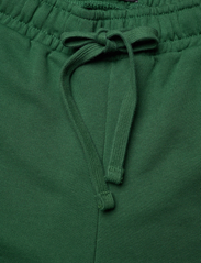 Lyle & Scott - Sweat Short - shorts - english green - 3