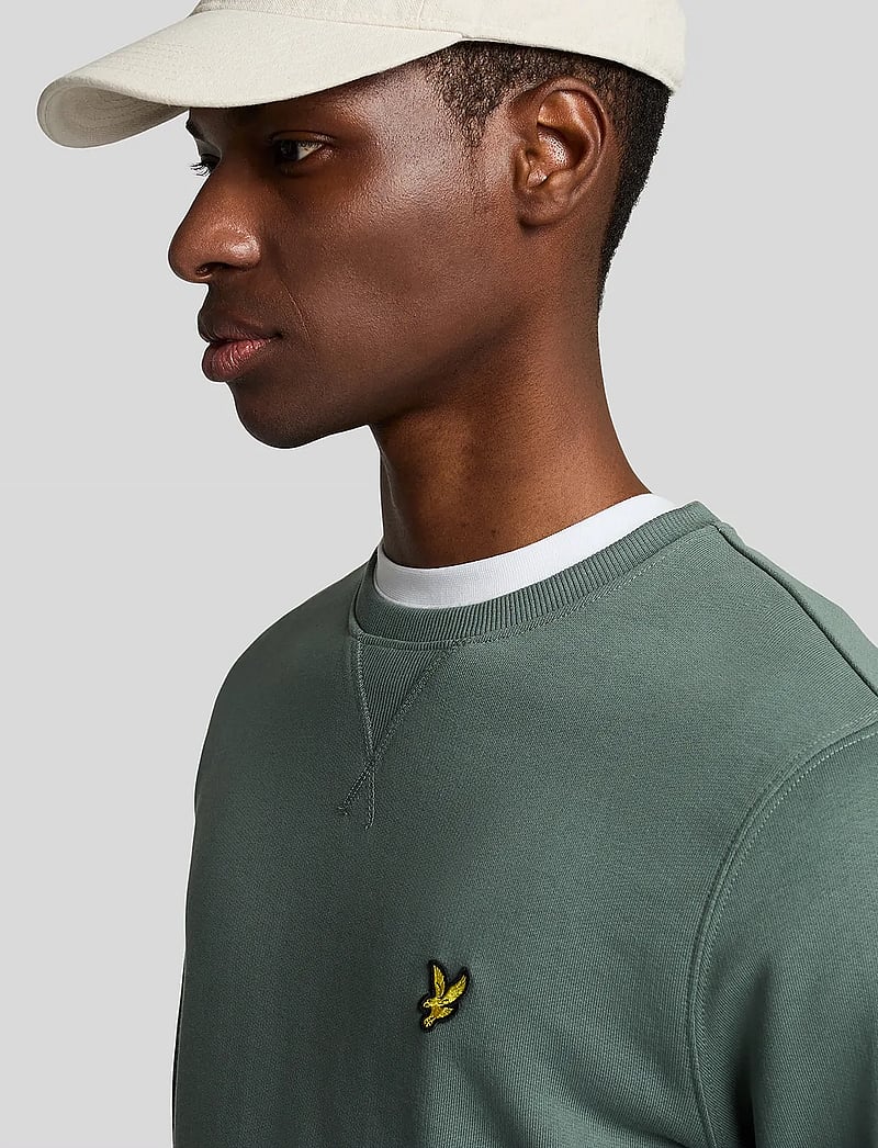 Lyle & Scott - Sweat Short - sweatshorts - x583 green mercurial - 5