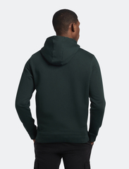 Lyle & Scott - Pullover Hoodie - hoodies - dark green - 4
