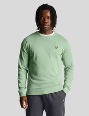 Lyle & Scott - Crew Neck Sweatshirt - sweatshirts - w998 glencoe green - 2
