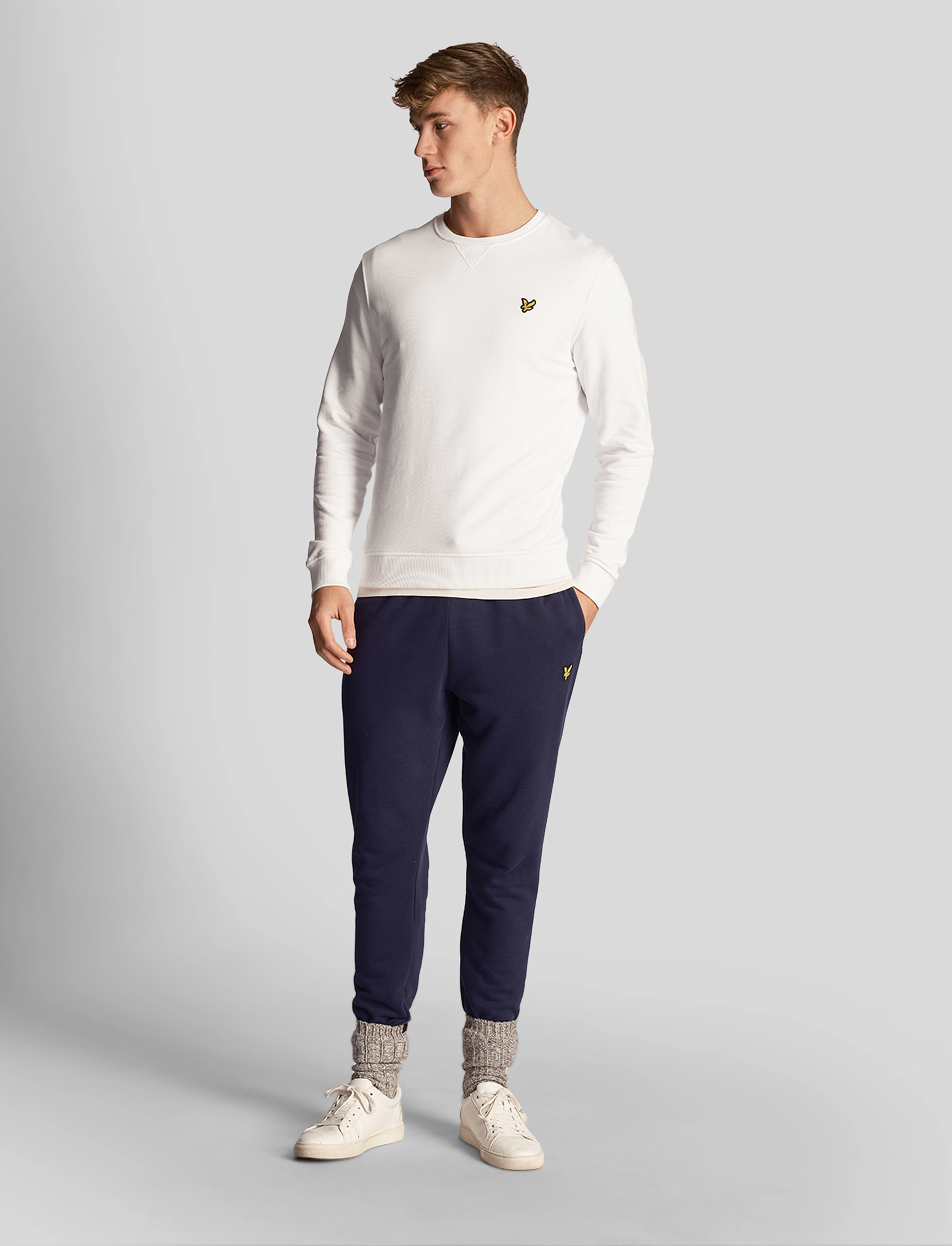 Lyle & Scott - Crew Neck Sweatshirt - vacation essentials - white - 4