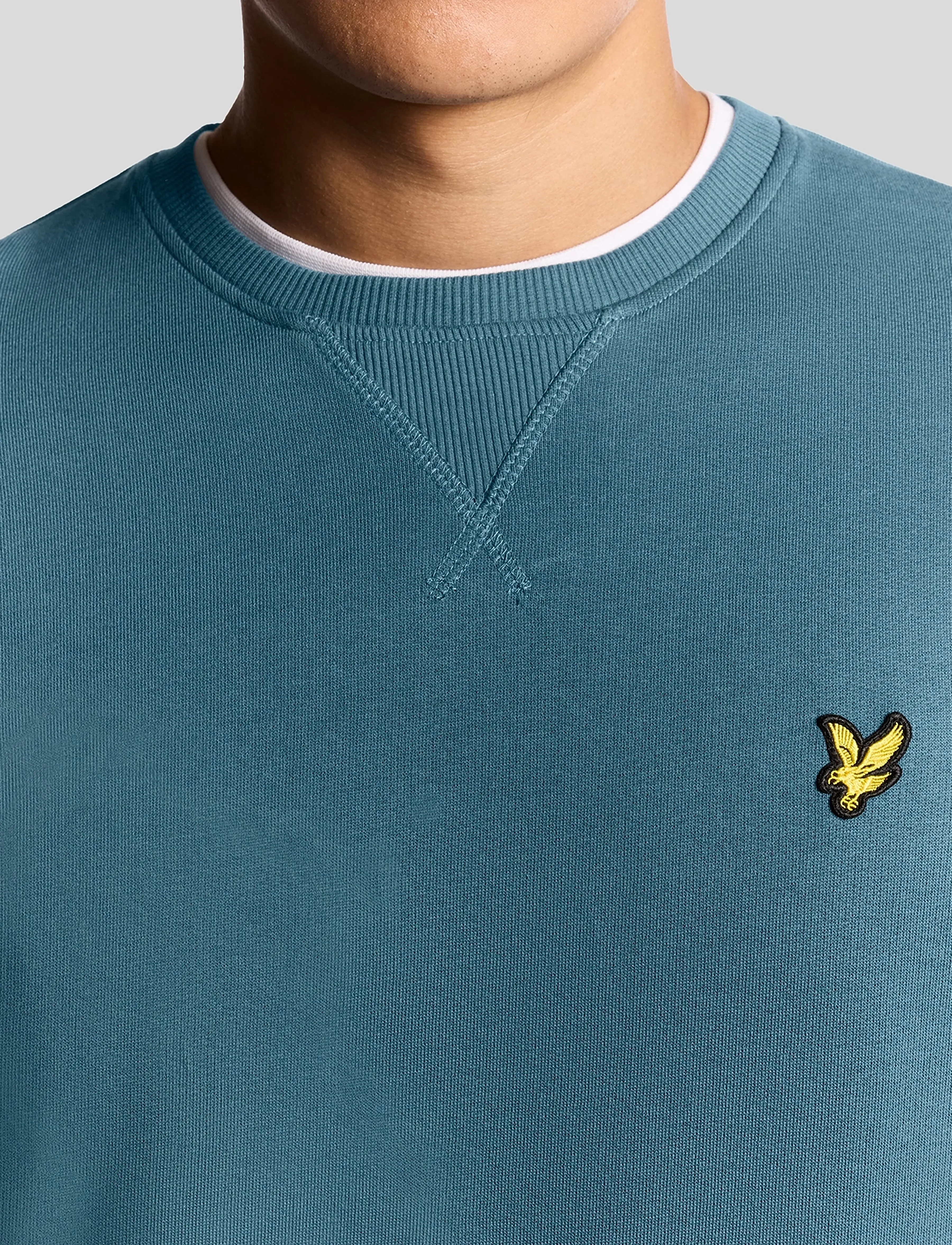 Lyle & Scott - Crew Neck Sweatshirt - sweatshirts - x862 deep water - 4