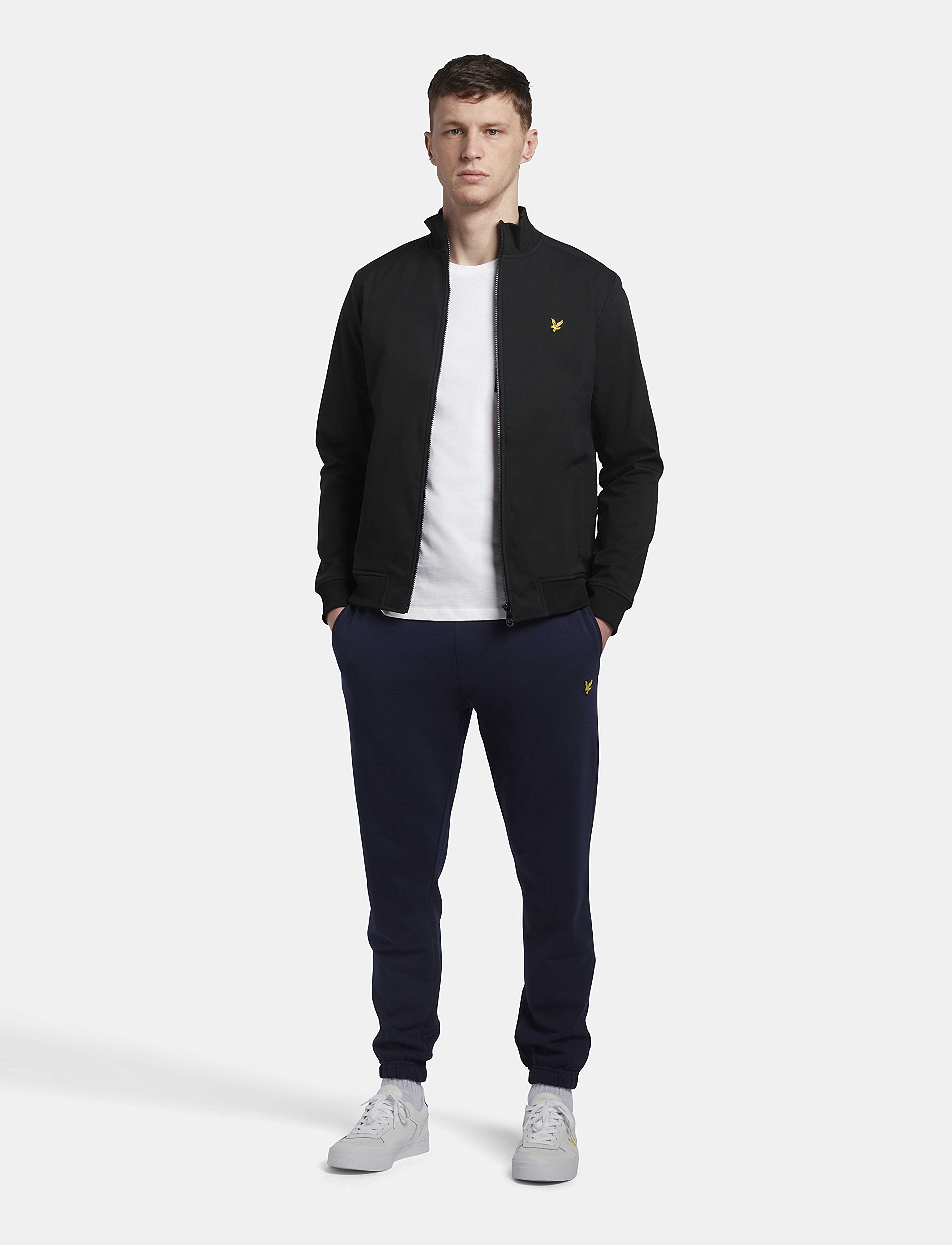 Lyle & Scott - Zip Through Funnel Neck Soft Shell Jacket - jet black - 3