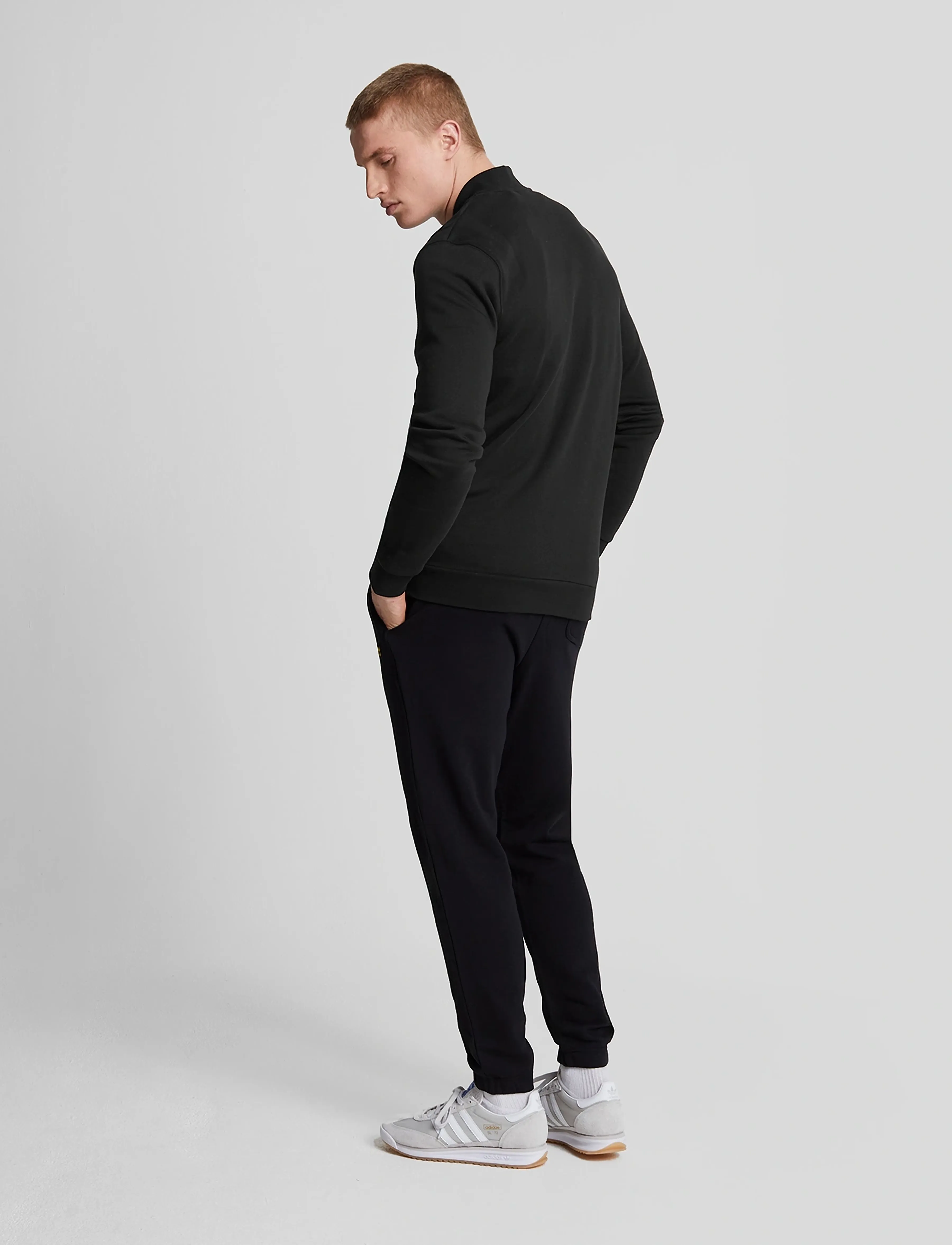 Lyle & Scott - Slim Sweat Pant - jogginghosen - jet black - 3