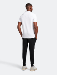 Lyle & Scott - Skinny Sweatpant - sportinės kelnės - jet black - 4