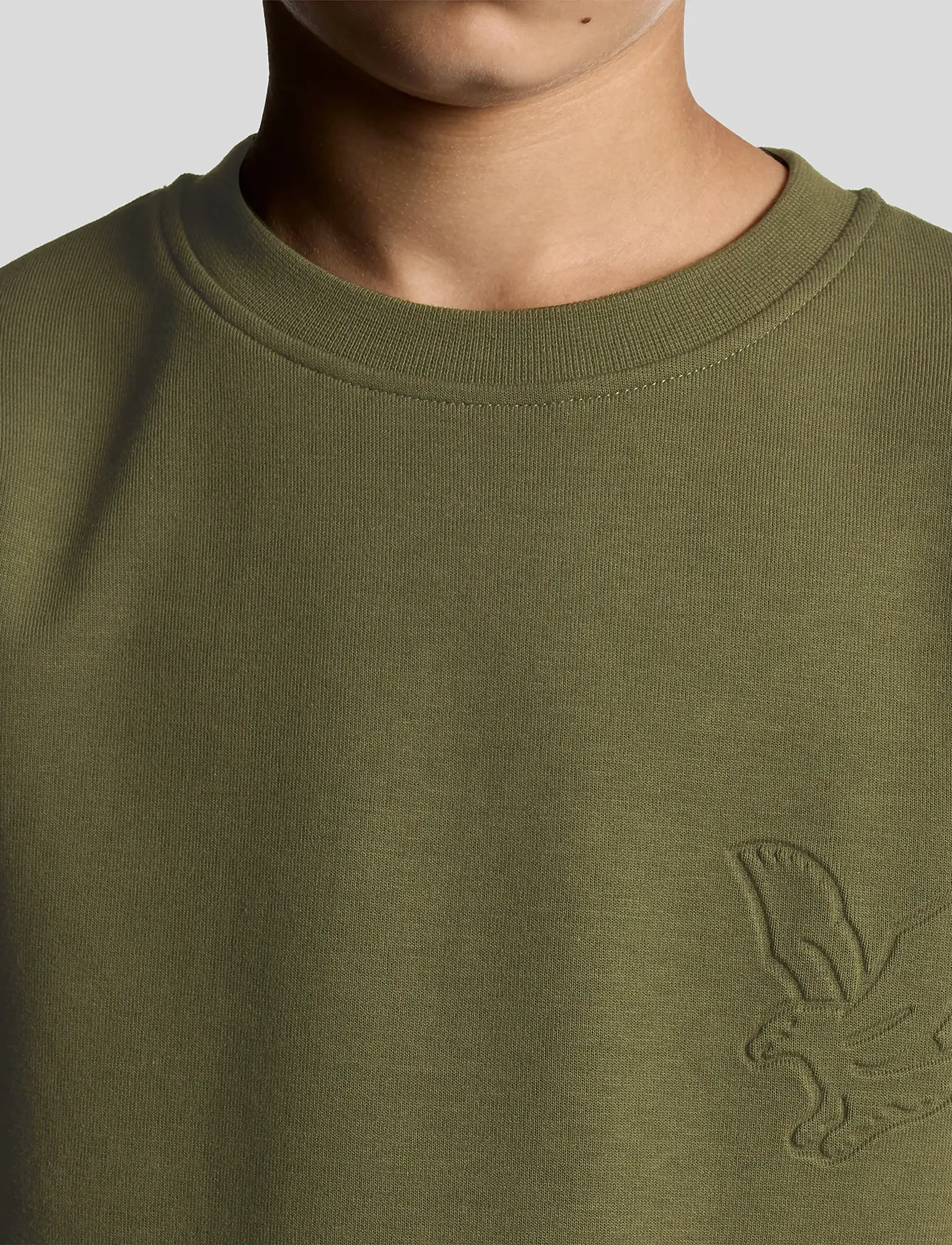 Lyle & Scott - Embossed Eagle Crew Neck - sweatshirts - deep depths - 4