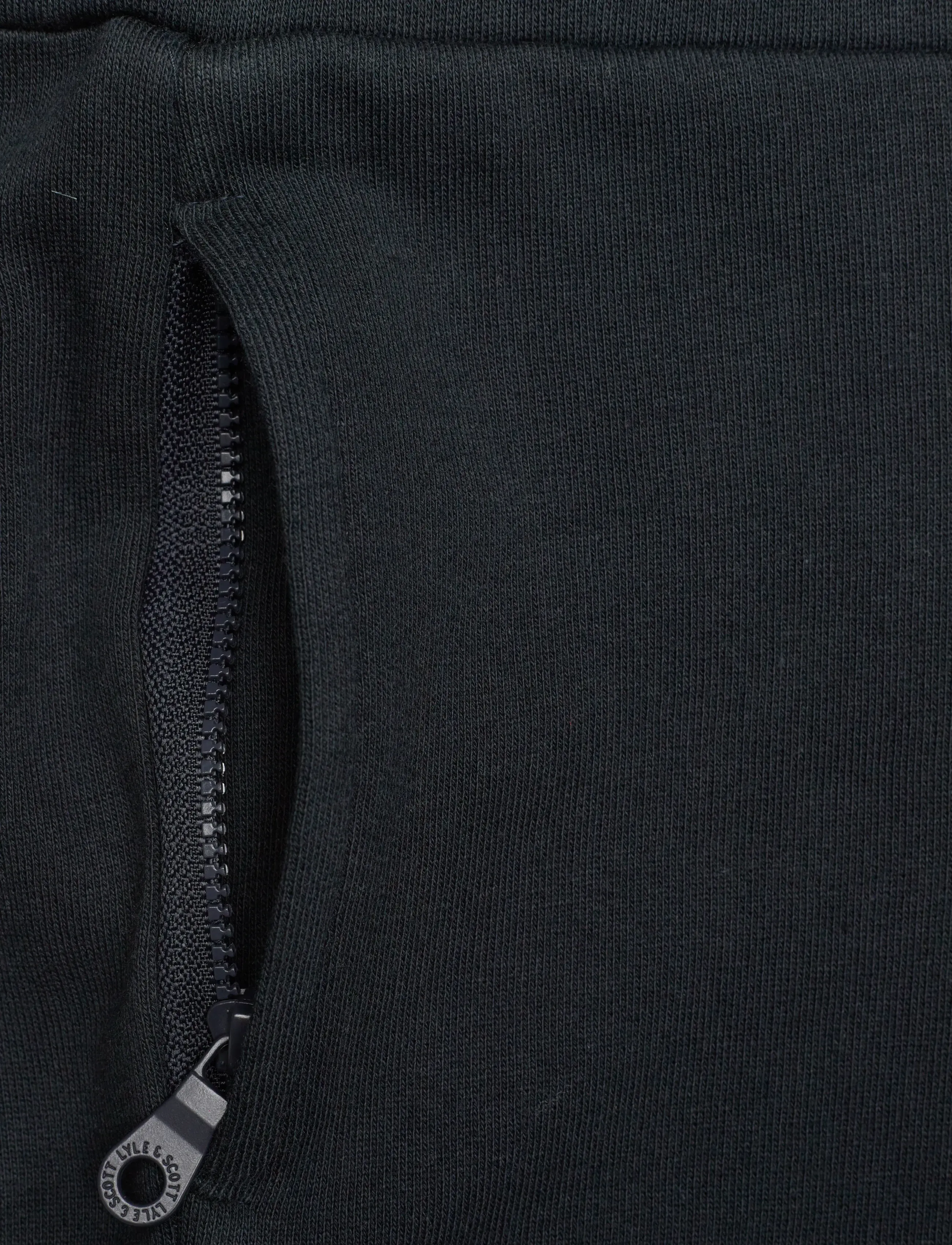 Lyle & Scott - Tonal Eagle Sweatpant - sweatpants - dark navy - 2