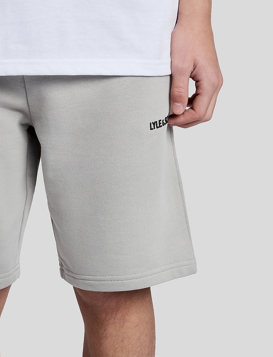 Lyle & Scott - Logo Print Sweat Short - sweatshorts - w742 cold grey - 5