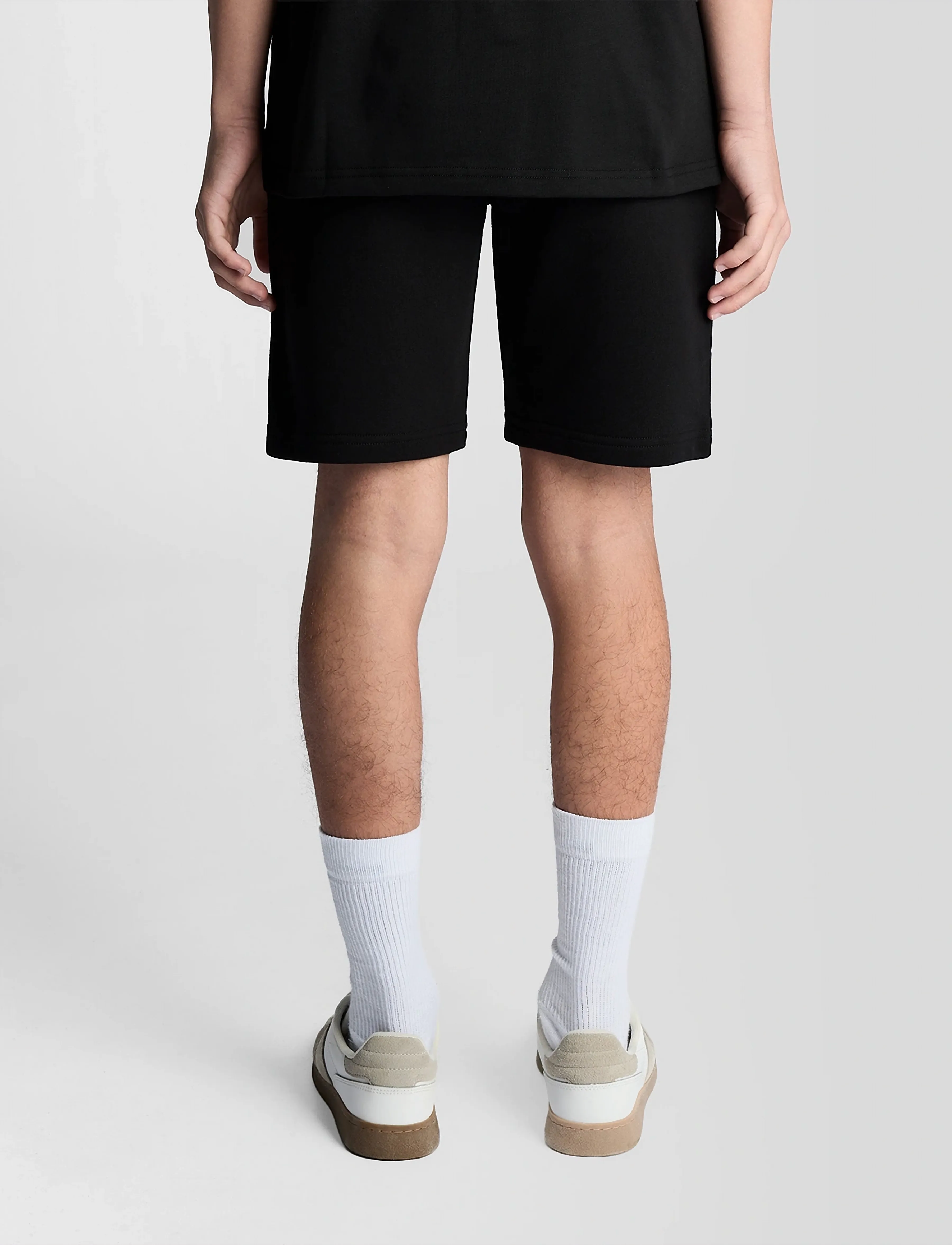 Lyle & Scott - Logo Print Sweat Short - sporta šorti - z865 jet black - 4