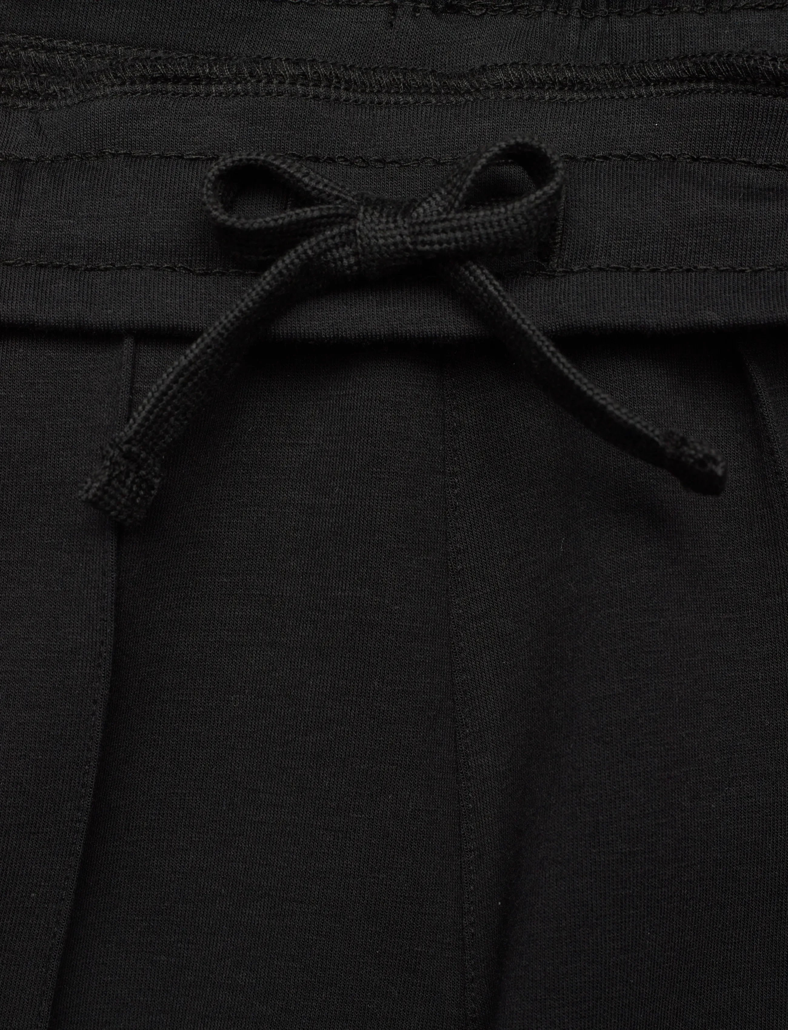 Lyle & Scott - Smart Jogger - sweatpants - z865 jet black - 3