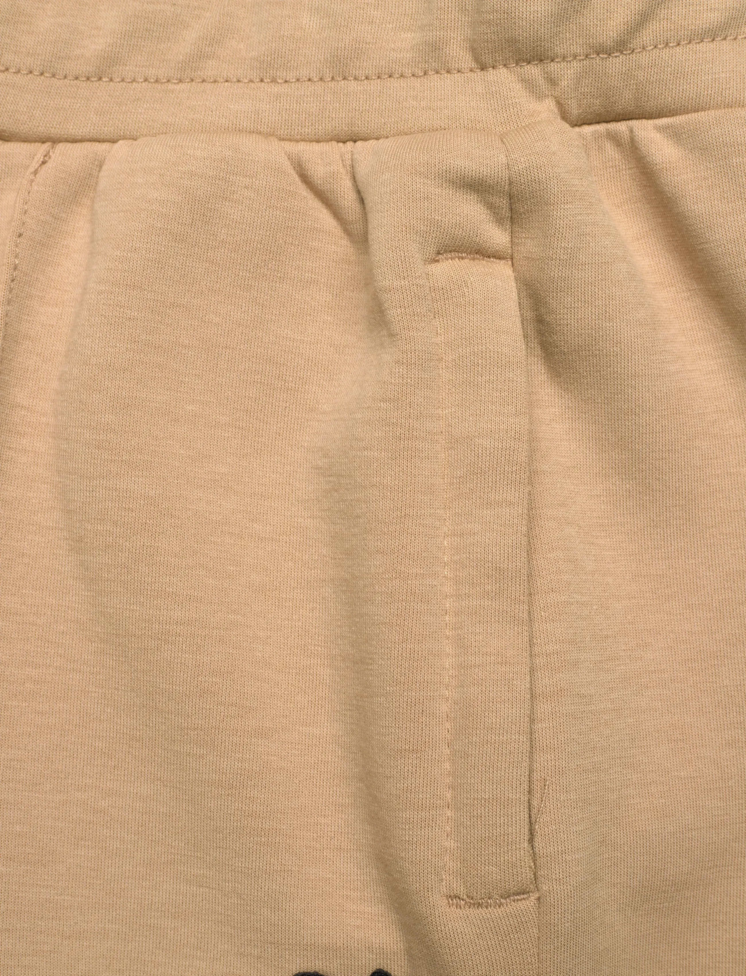 Lyle & Scott - Smart Sweat Short - mjukisshorts - x37 dark sand - 2