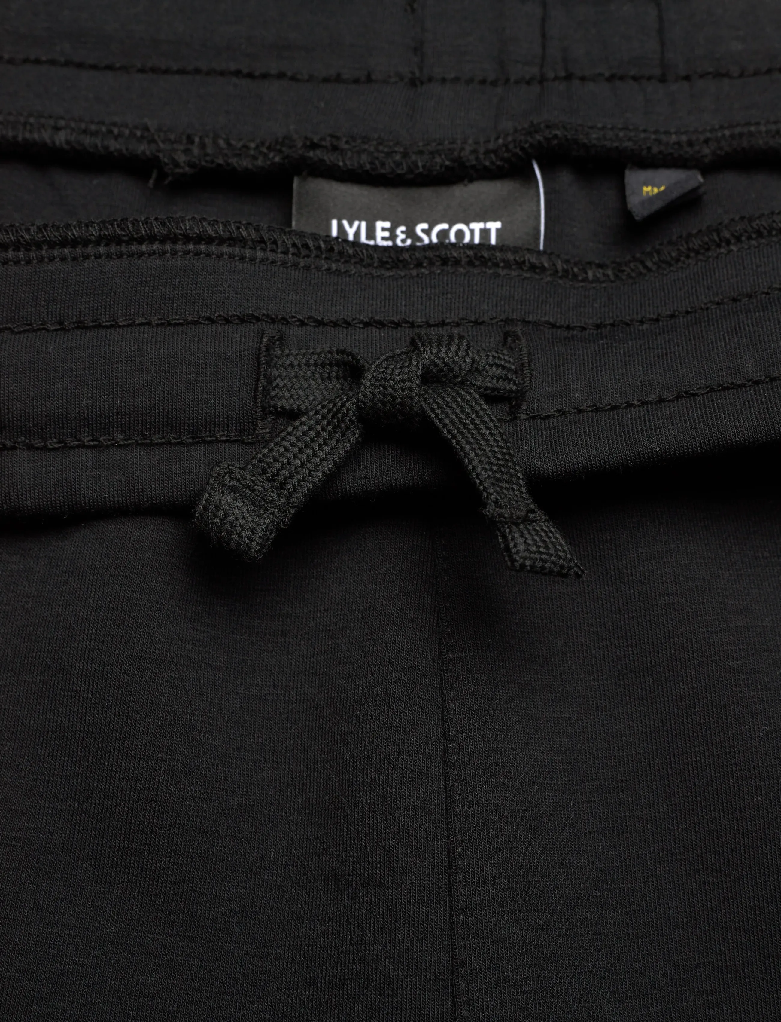 Lyle & Scott - Smart Sweat Short - sweatshorts - z865 jet black - 3