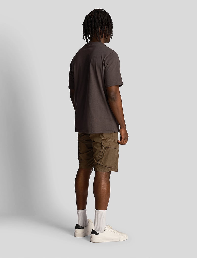 Lyle & Scott - Wembley Cargo Short - cargo shorts - w893 military green - 3