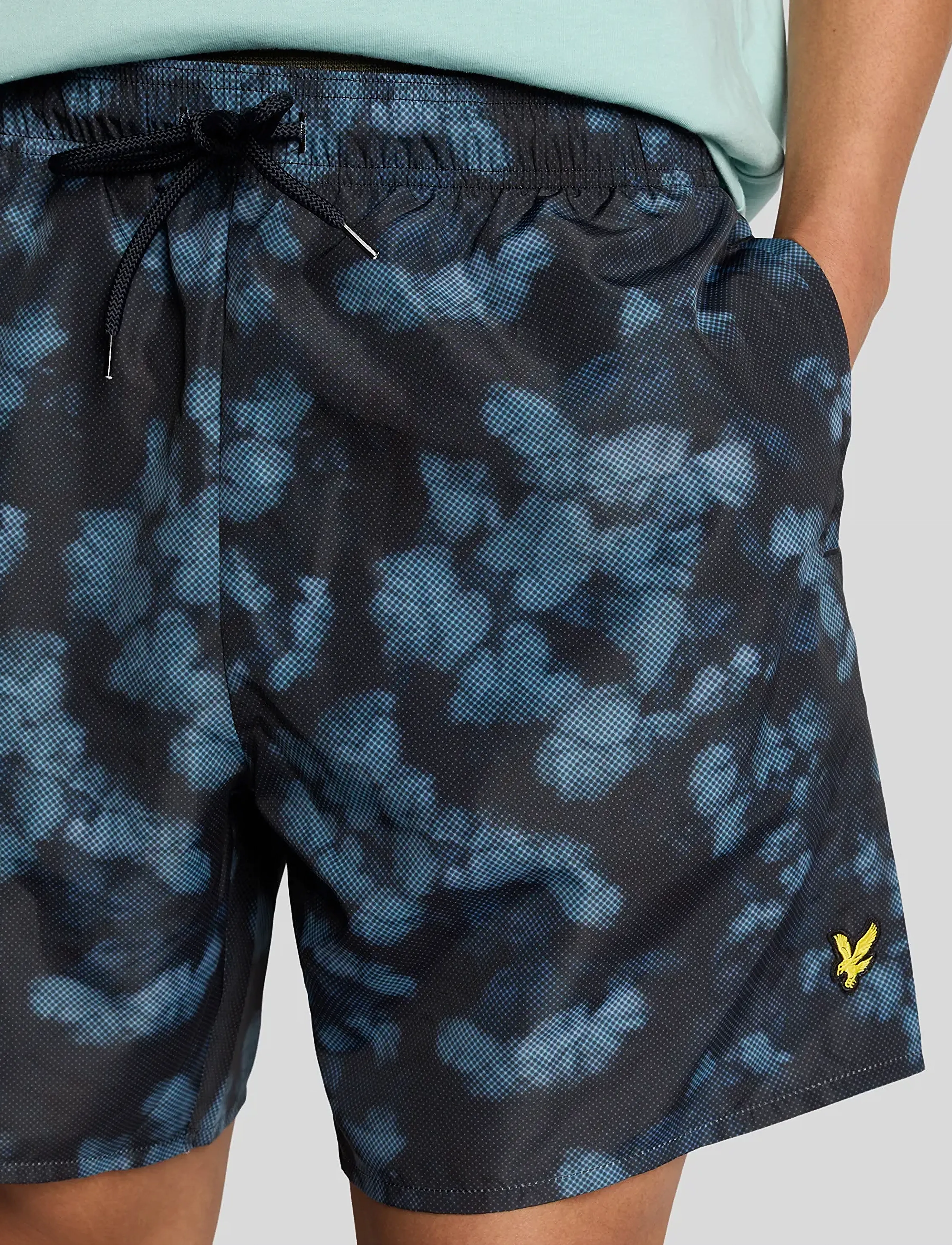 Lyle & Scott - Digital Floral Print Swim Short - badeshorts - z271 dark navy - 5