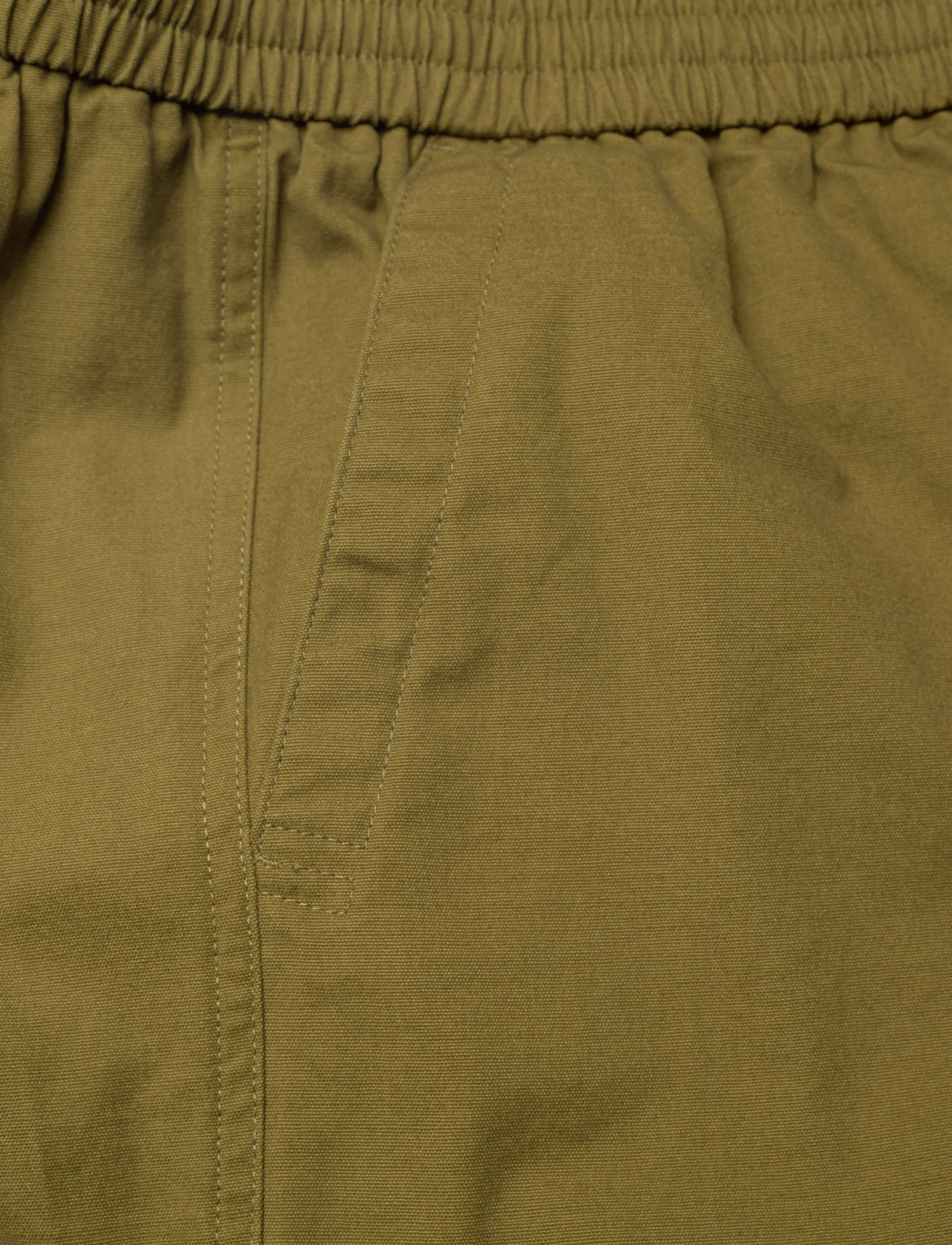 Lyle & Scott - Washed Cotton Short - casual shorts - y127 bright olive - 5