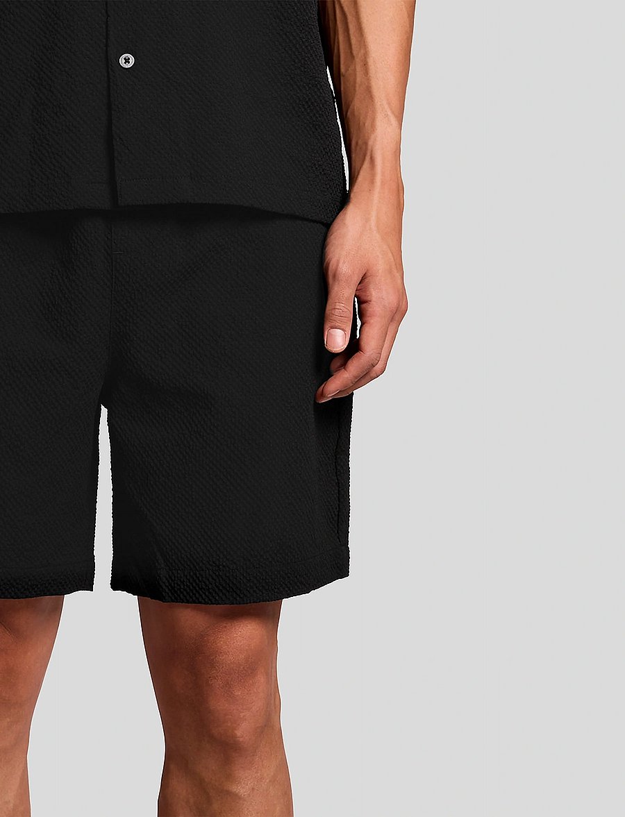 Lyle & Scott - Crinkle Resort Short - freizeitshorts - jet black - 5