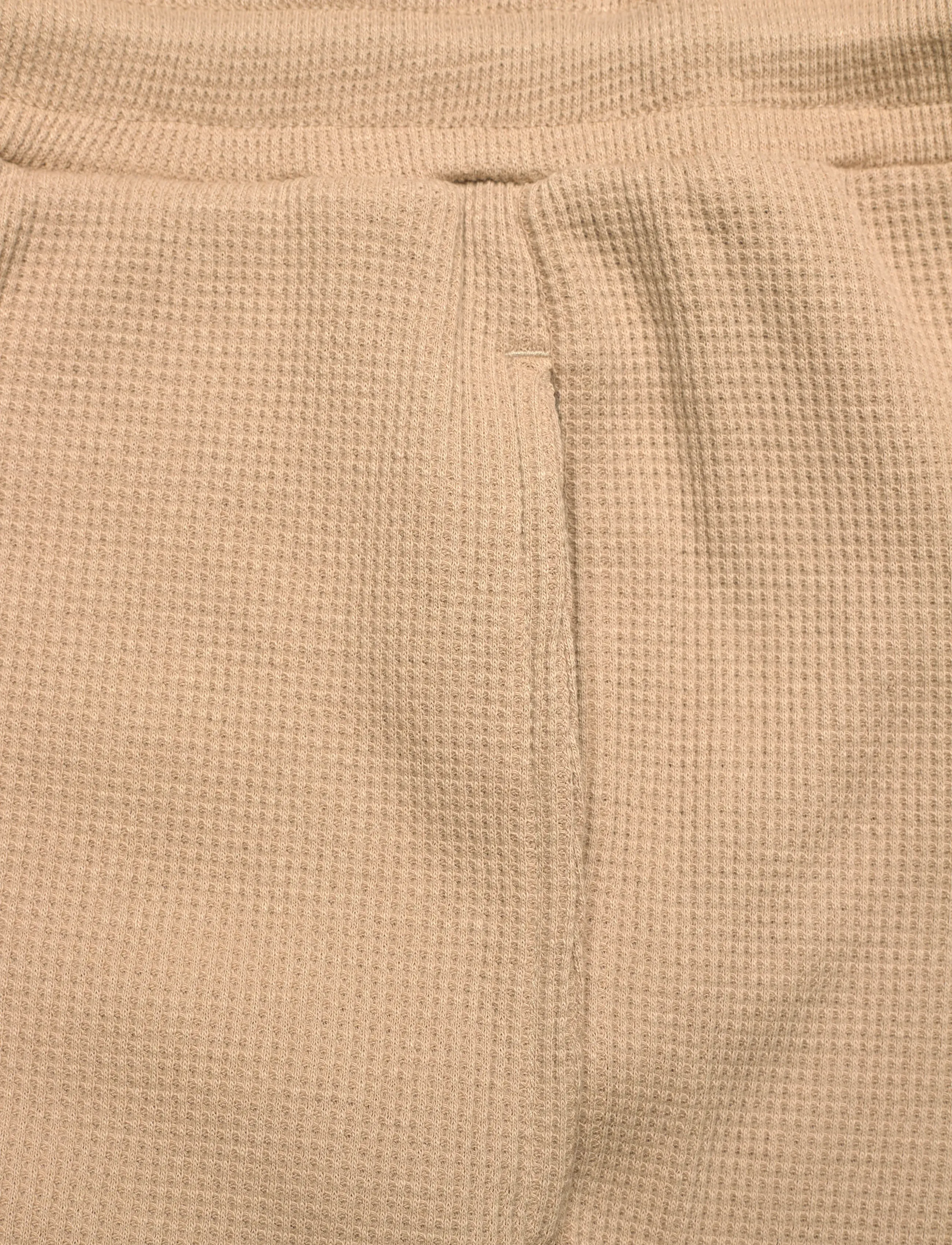 Lyle & Scott - Waffle Short - sweat shorts - x37 dark sand - 2