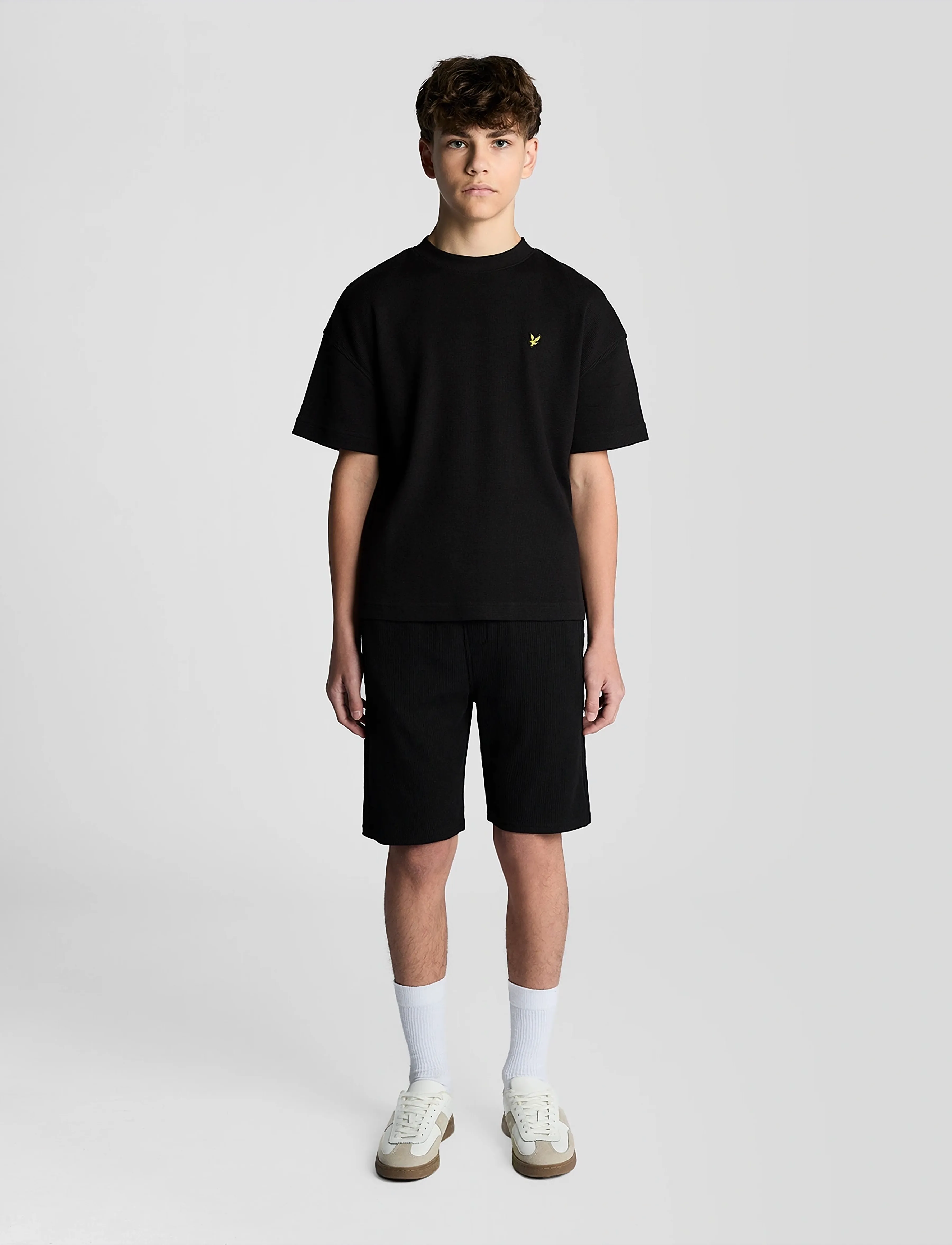 Lyle & Scott - Waffle Short - sweatshorts - z865 jet black - 3