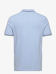 Lyle & Scott - Tipped Polo Shirt - kortærmede poloer - light blue/ dark navy - 1