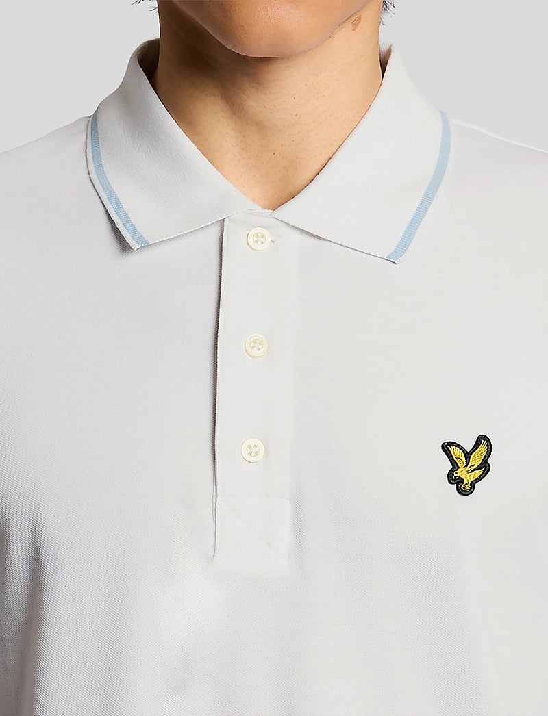 Lyle & Scott - Tipped Polo Shirt - kortärmade pikéer - w533 white/ light blue - 5