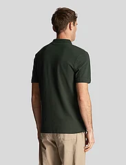 Lyle & Scott - Plain Polo Shirt - kortærmede poloer - dark green - 3