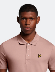 Lyle & Scott - Plain Polo Shirt - kortærmede poloer - hutton pink - 5
