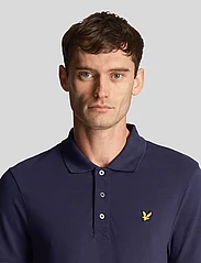 Lyle & Scott - Plain Polo Shirt - kortärmade pikéer - navy - 5