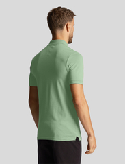 Lyle & Scott - Plain Polo Shirt - kortærmede poloer - w998 glencoe green - 4
