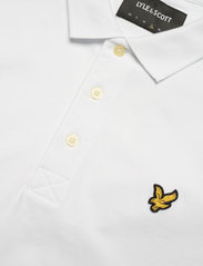 Lyle & Scott - Plain Polo Shirt - kortærmede poloer - white - 6