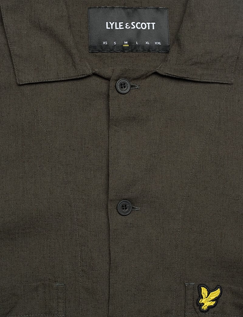 Lyle & Scott - Cuban Collar Short Sleeve Shirt - lühikeste varrukatega särgid - y118 soft black - 2