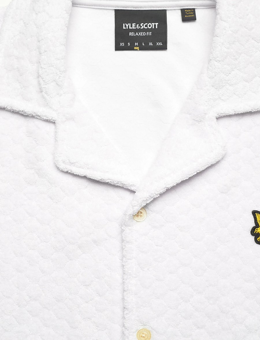Lyle & Scott - Honeycomb Towelling Resort Shirt - lühikeste varrukatega särgid - white - 5