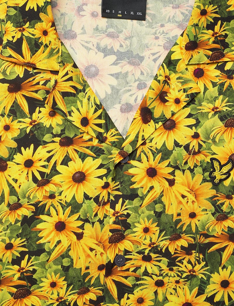 Lyle & Scott - Wild Garden Print Resort Shirt - pattern shirts - super yellow - 2