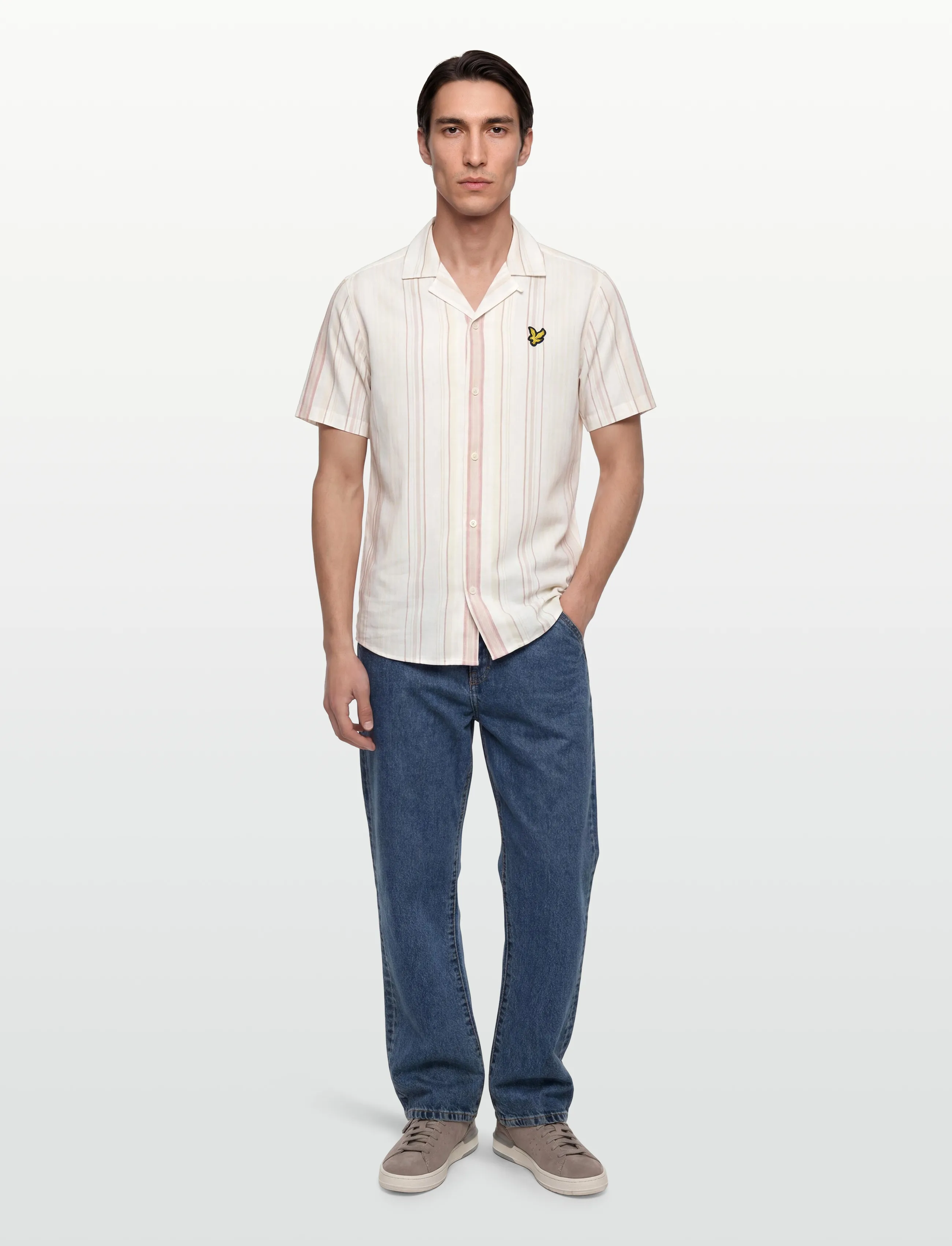Lyle & Scott Short Sleeve Zig Zag Stripe Shirt, L, Shirts, Creme - Casual Männerswear