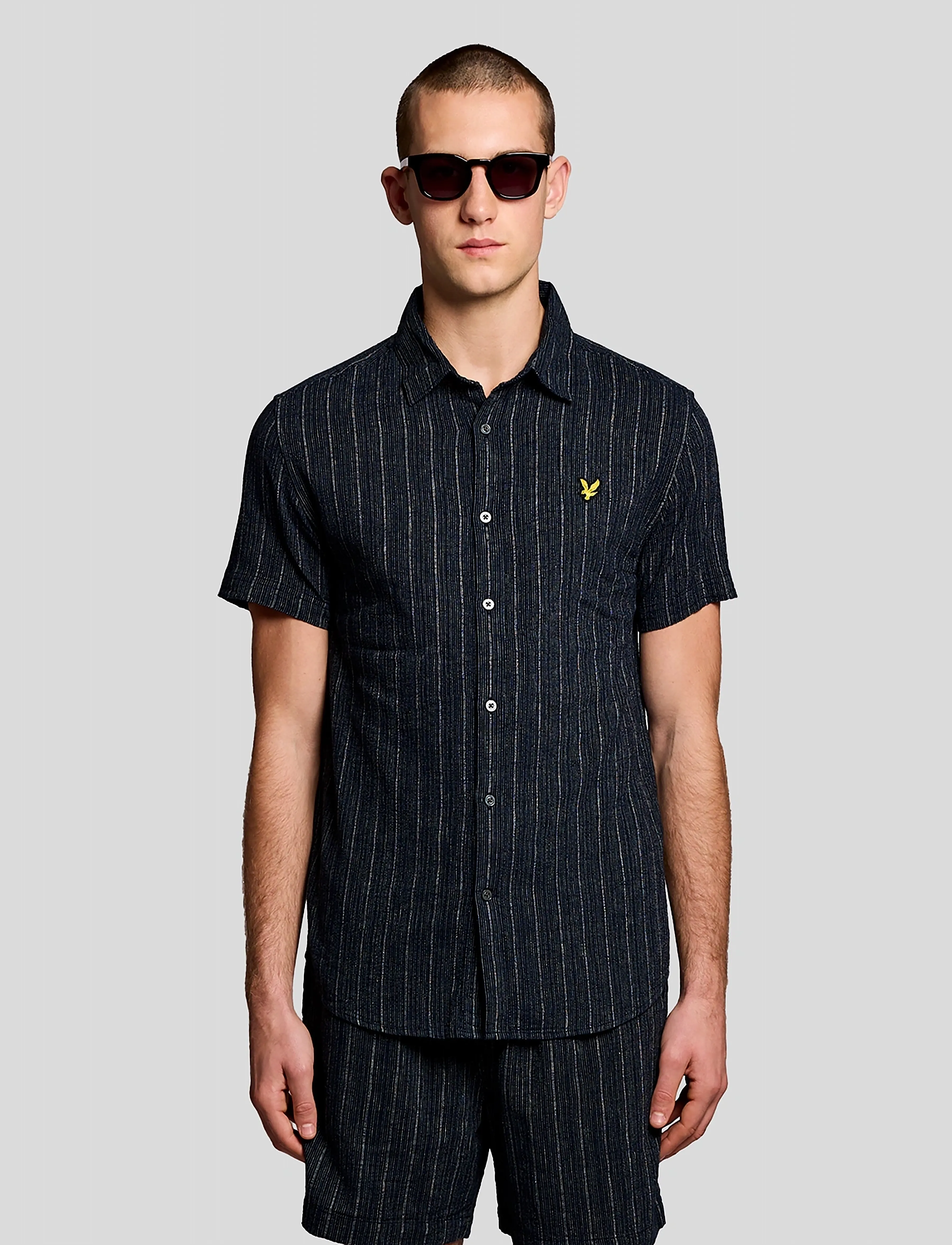 Lyle & Scott Short Sleeve Ticking Stripe Shirt, L, Shirts, Marineblau - Short-sleeved Männerswear
