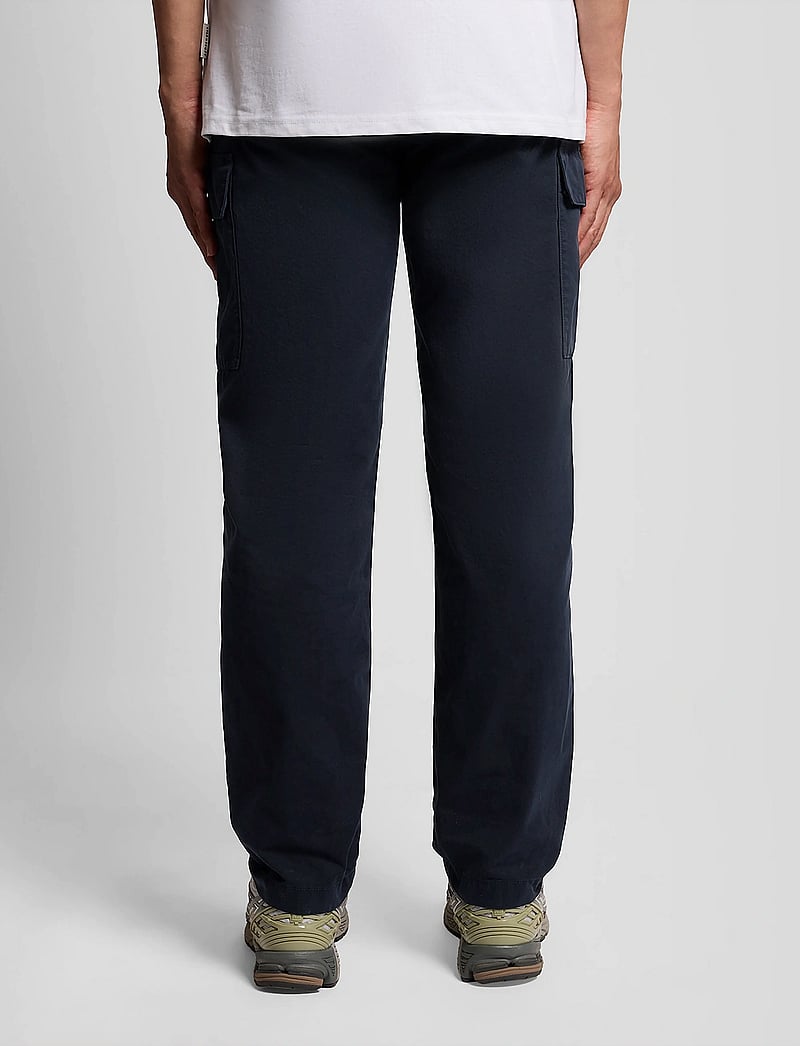 Lyle & Scott - Cargo Pocket Trouser - cargohose - z271 dark navy - 3