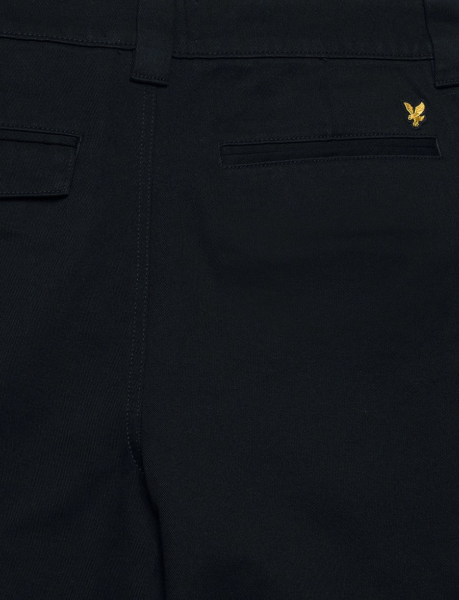 Lyle & Scott - Straight Leg Work Pants - vabaajapüksid - jet black - 2
