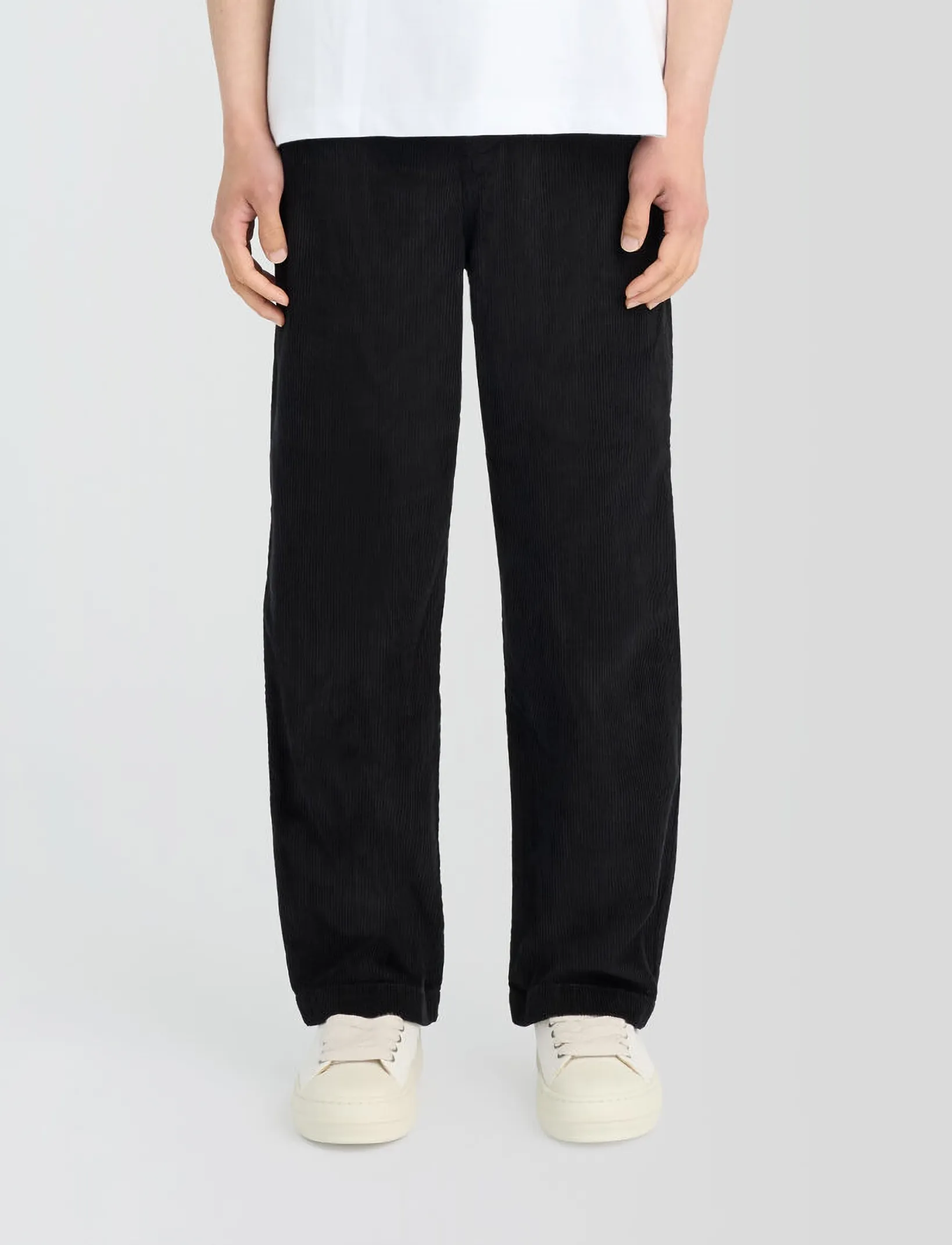 Lyle & Scott Cord Trousers - Lyle & Scott - JET BLACK / black