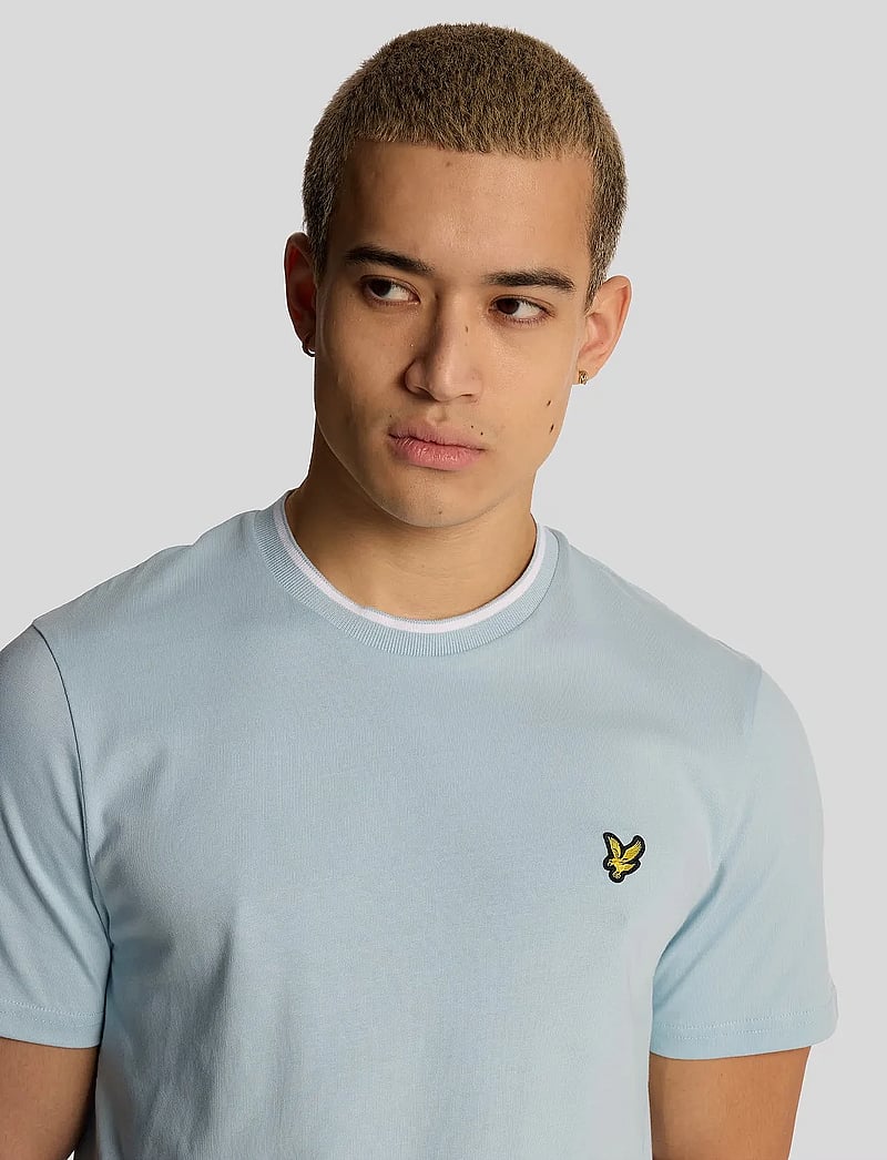 Lyle & Scott - Tipped T-shirt - kortærmede t-shirts - x810 fresh water/ white - 4