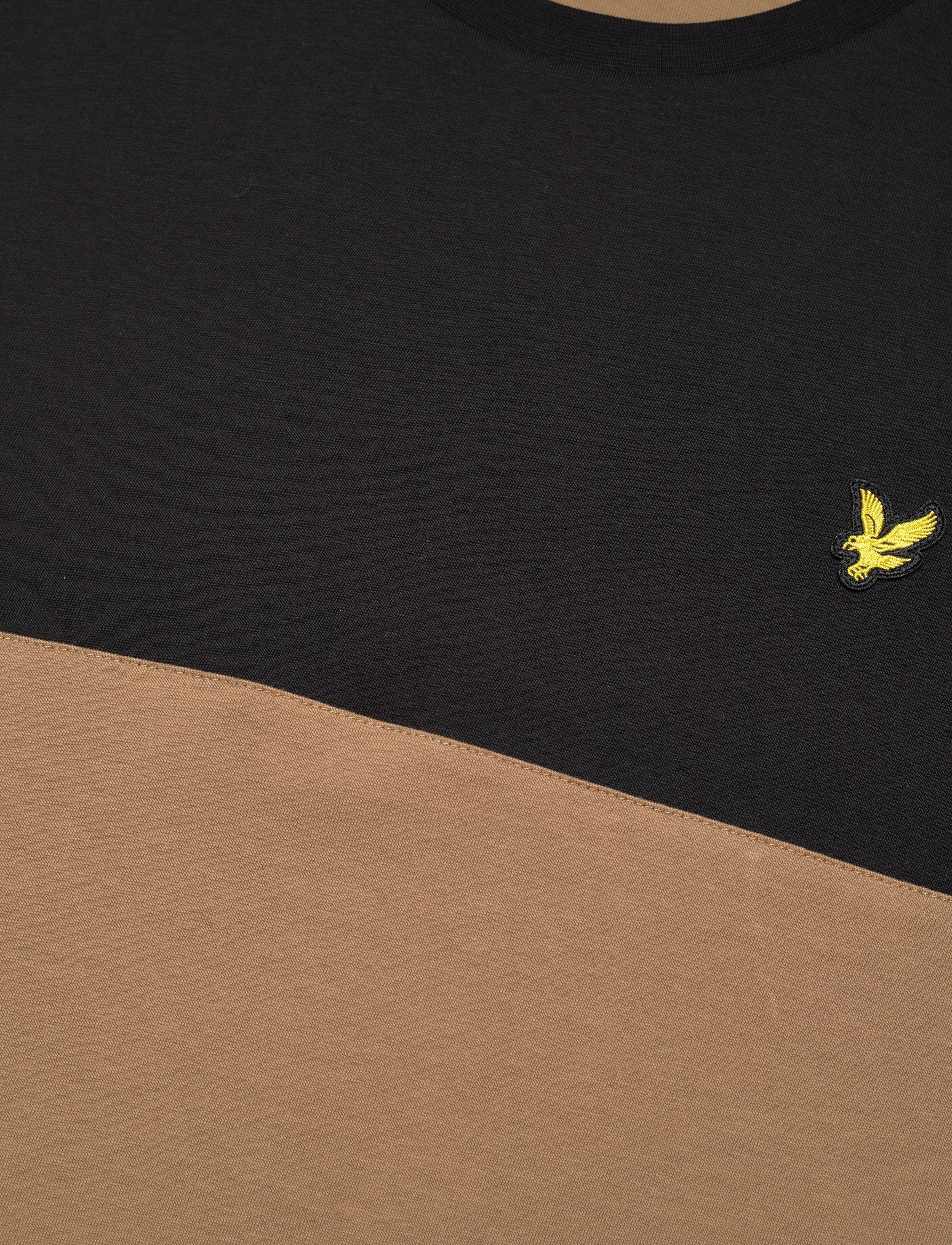 Lyle & Scott - Contrast Yoke Tshirt - camel bronze - 2