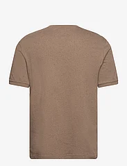 Lyle & Scott - Donegal T-Shirt - laveste priser - x080 linden khaki - 1